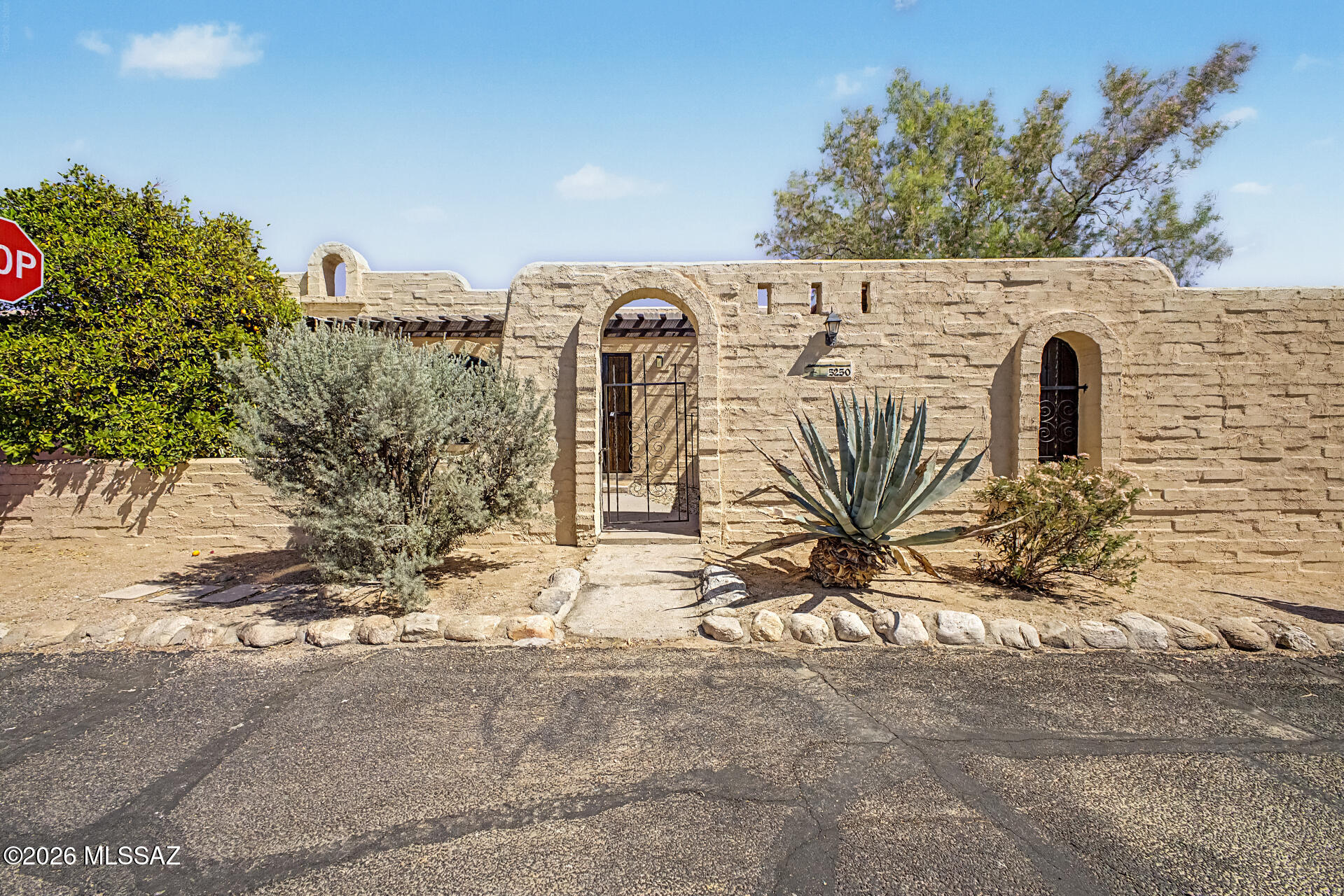 Pueblo Villas - Residential