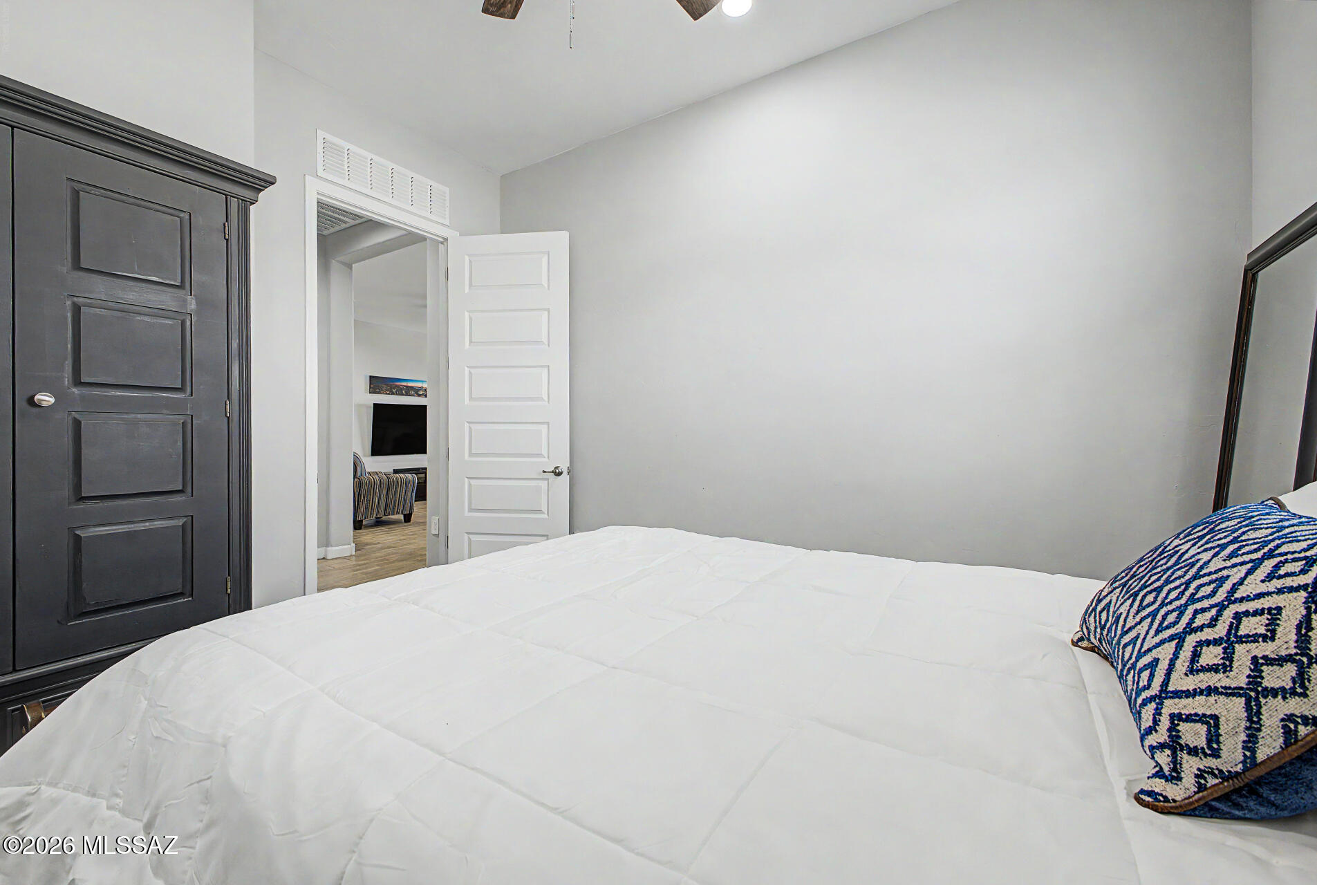 Saguaro Bloom 7B - Residential