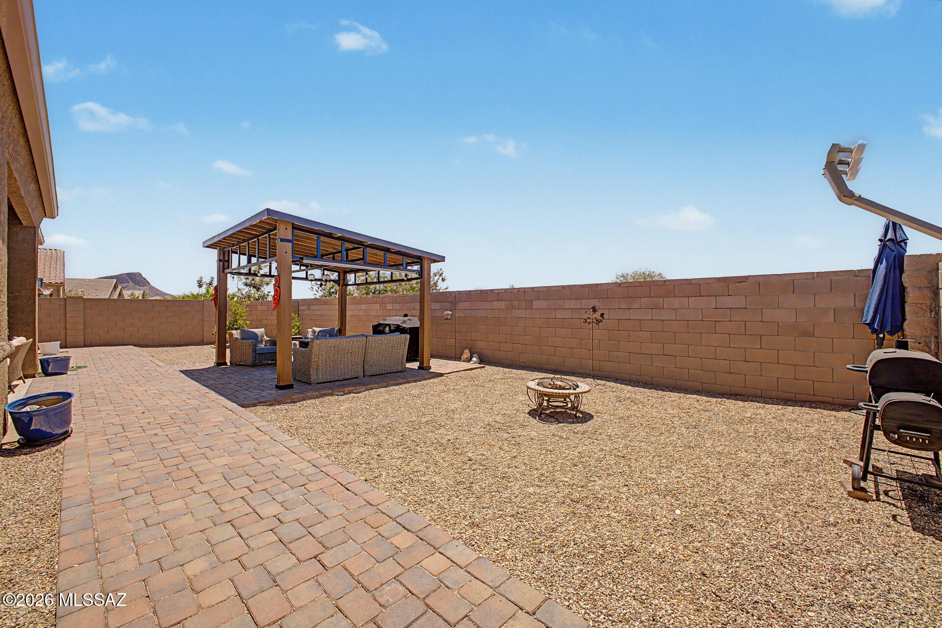 Saguaro Bloom 7B - Residential
