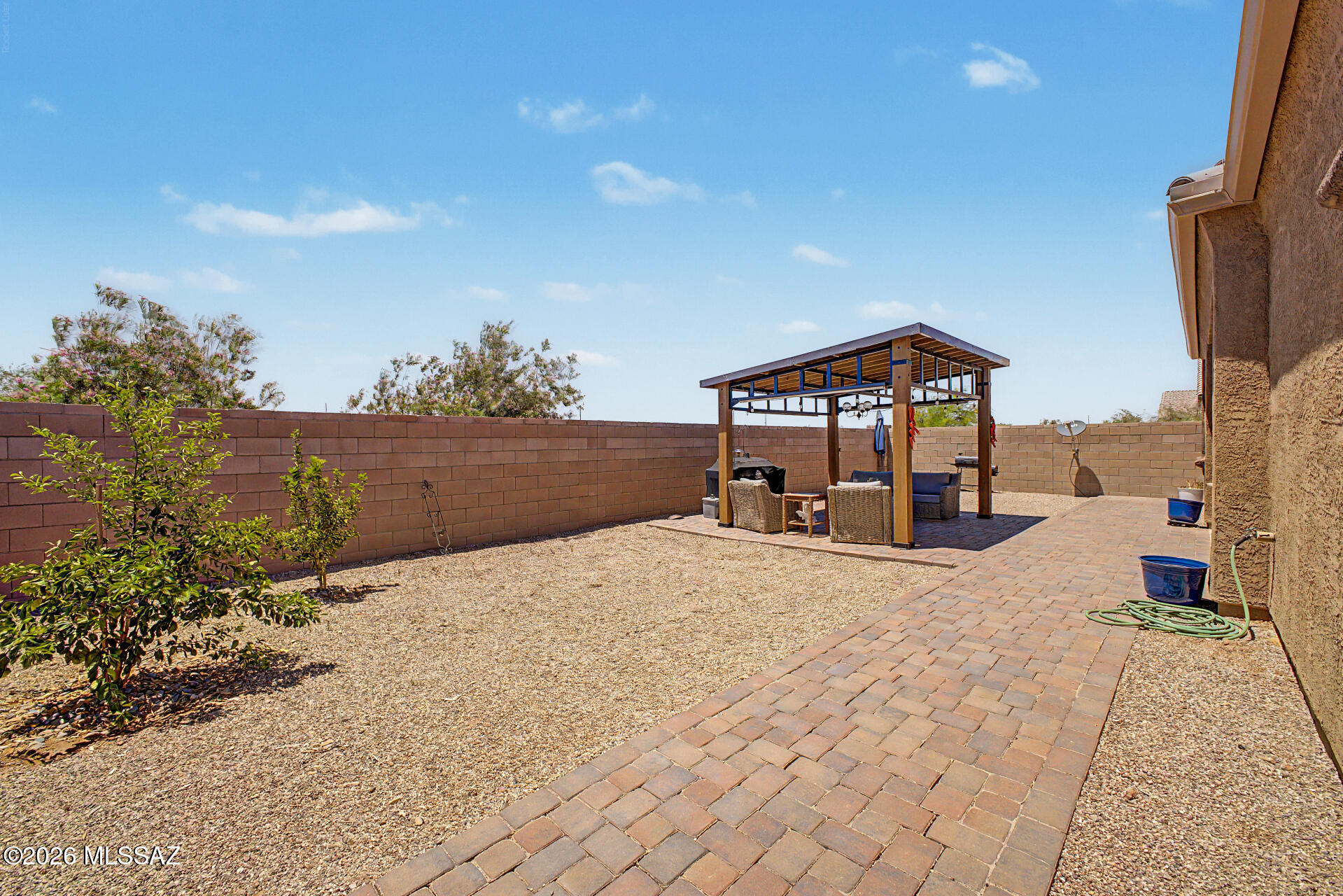 Saguaro Bloom 7B - Residential