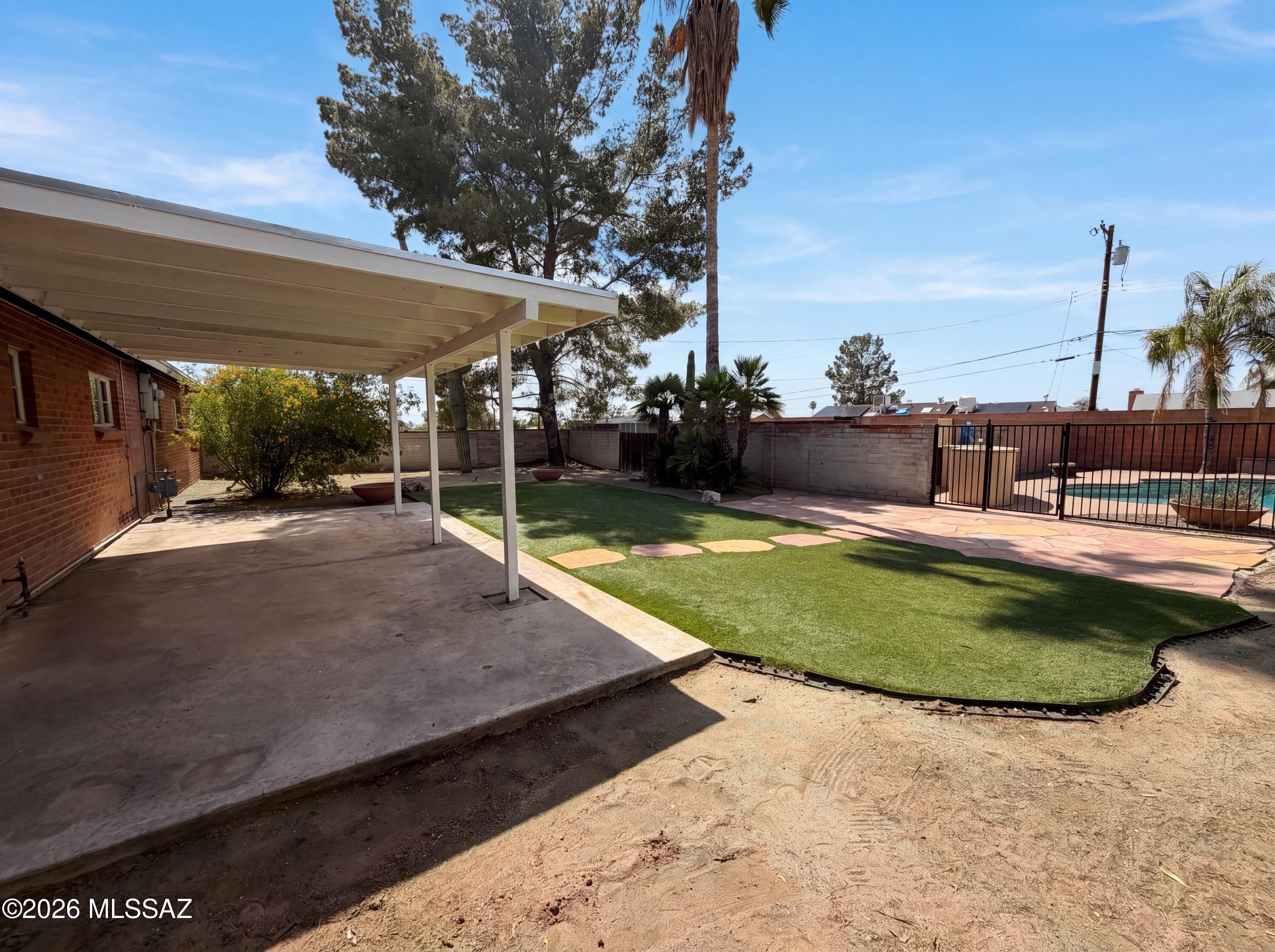 Manana Vista - Residential