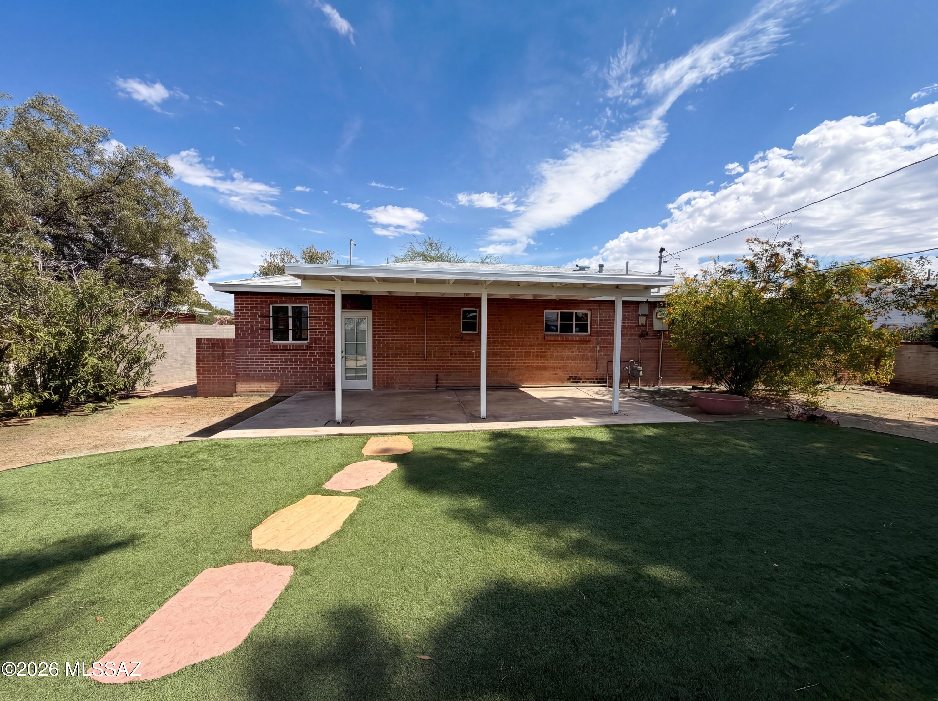 Manana Vista - Residential