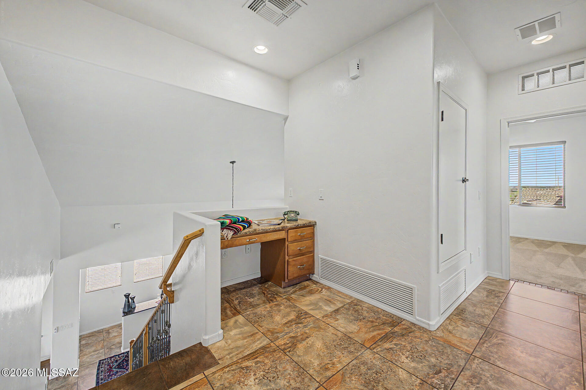 Continental Reserve Blks 17-19 (1-102) - Residential