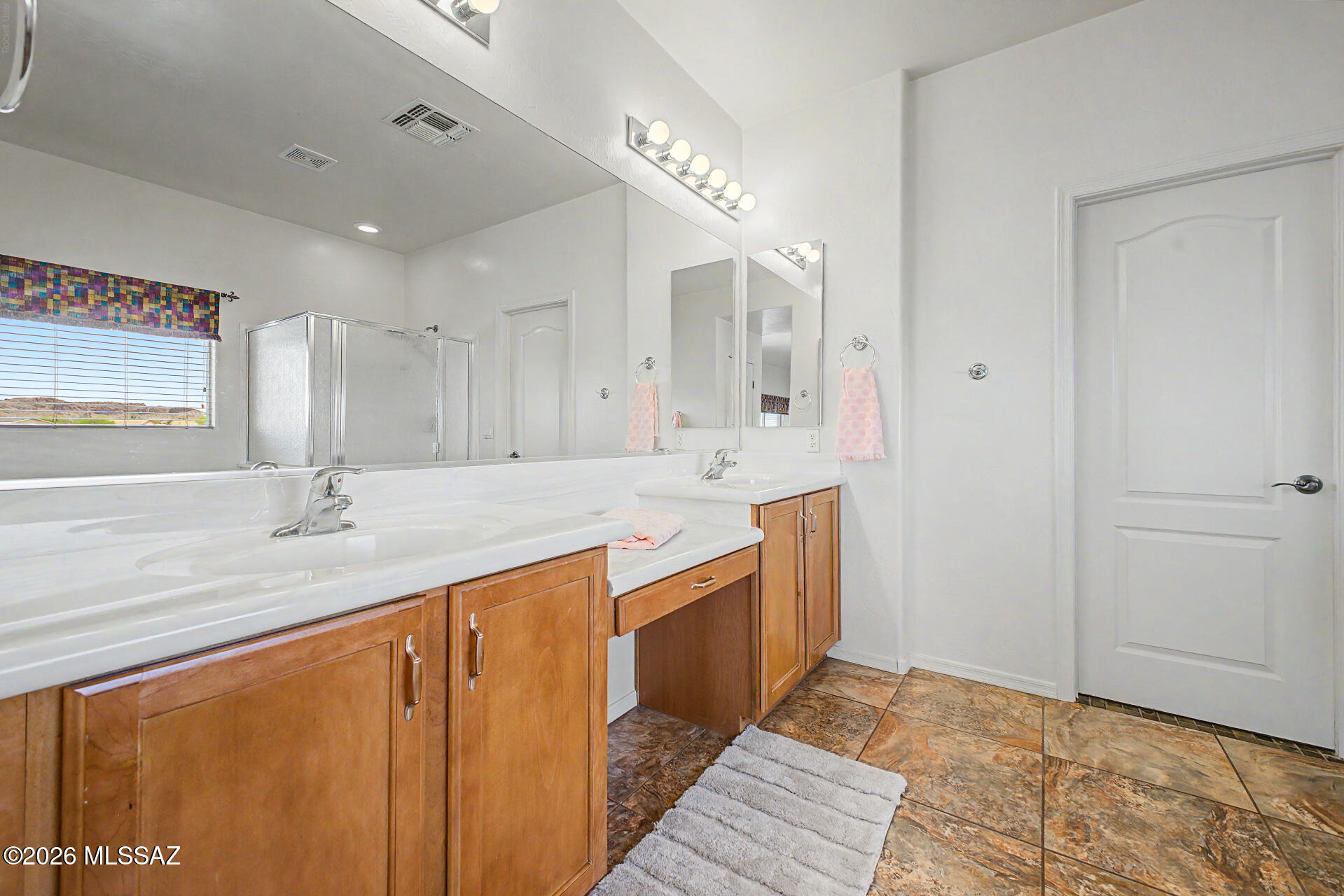 Continental Reserve Blks 17-19 (1-102) - Residential