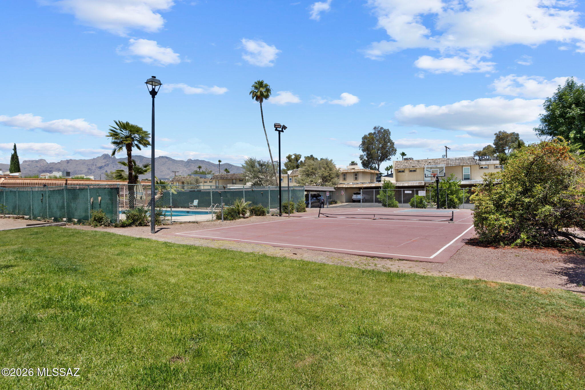 Valle Cereza (1-59) - Residential