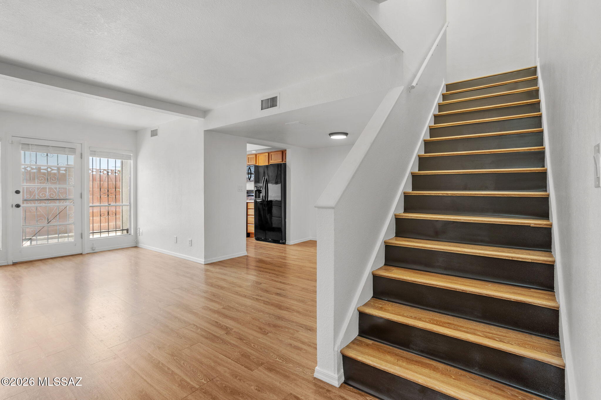 Valle Cereza (1-59) - Residential