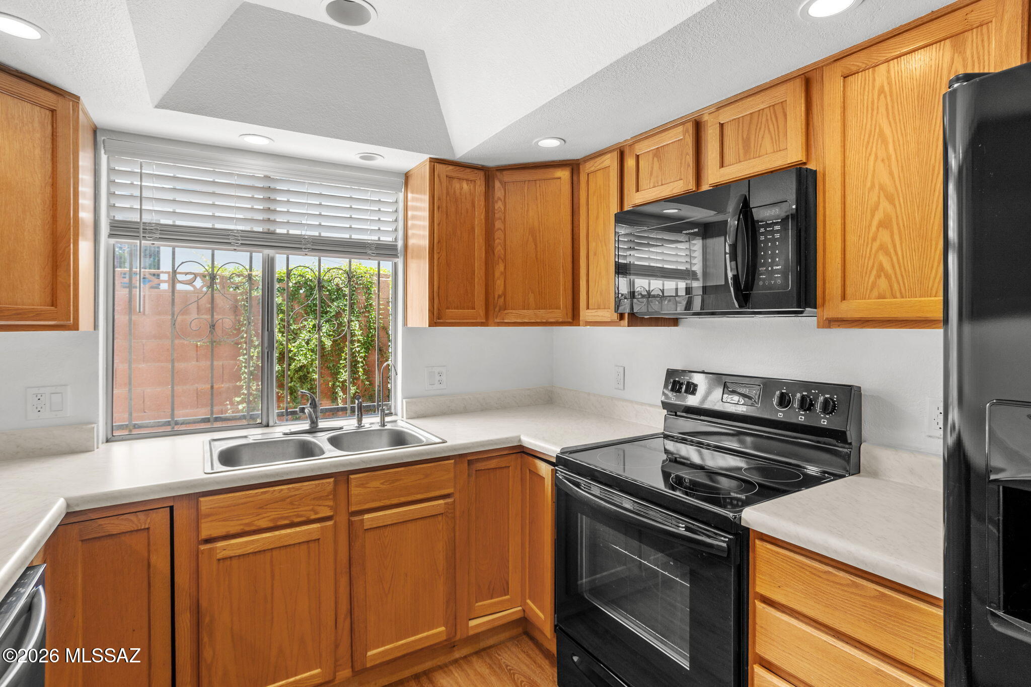Valle Cereza (1-59) - Residential
