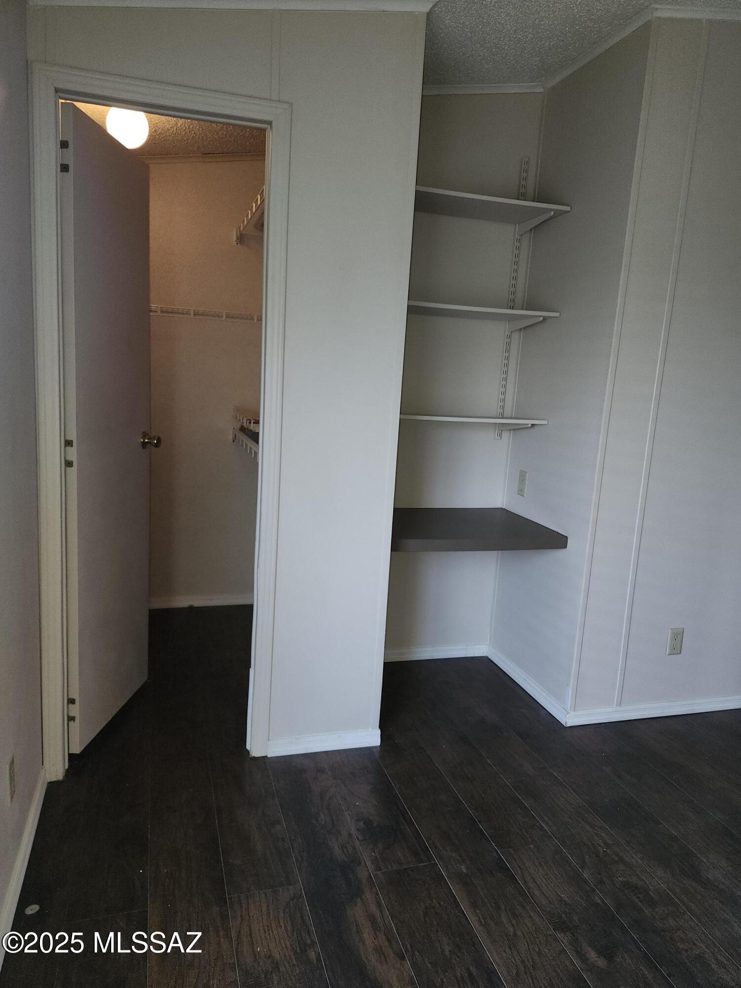 Desert View Est Amd - Residential Lease