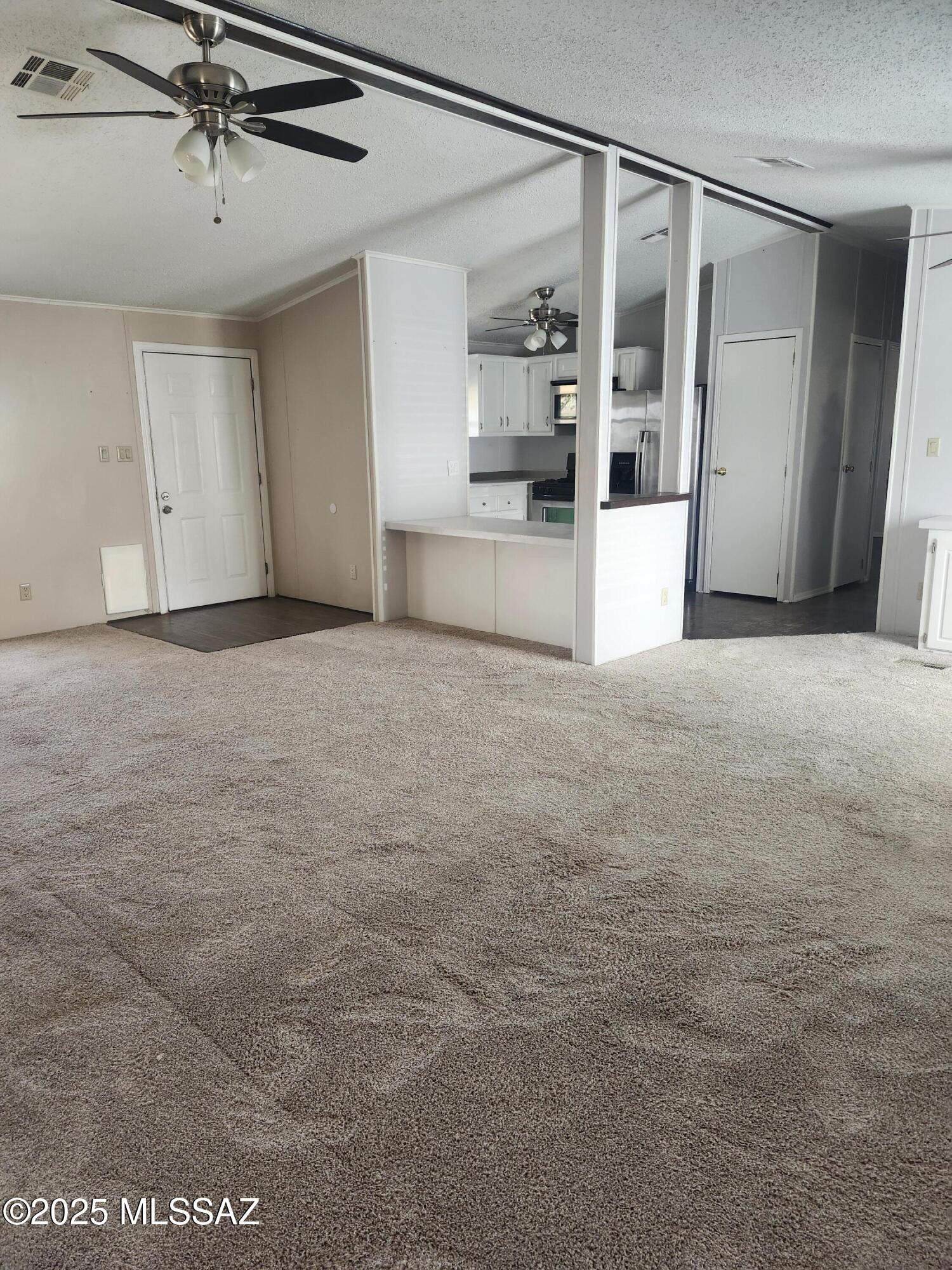 Desert View Est Amd - Residential Lease
