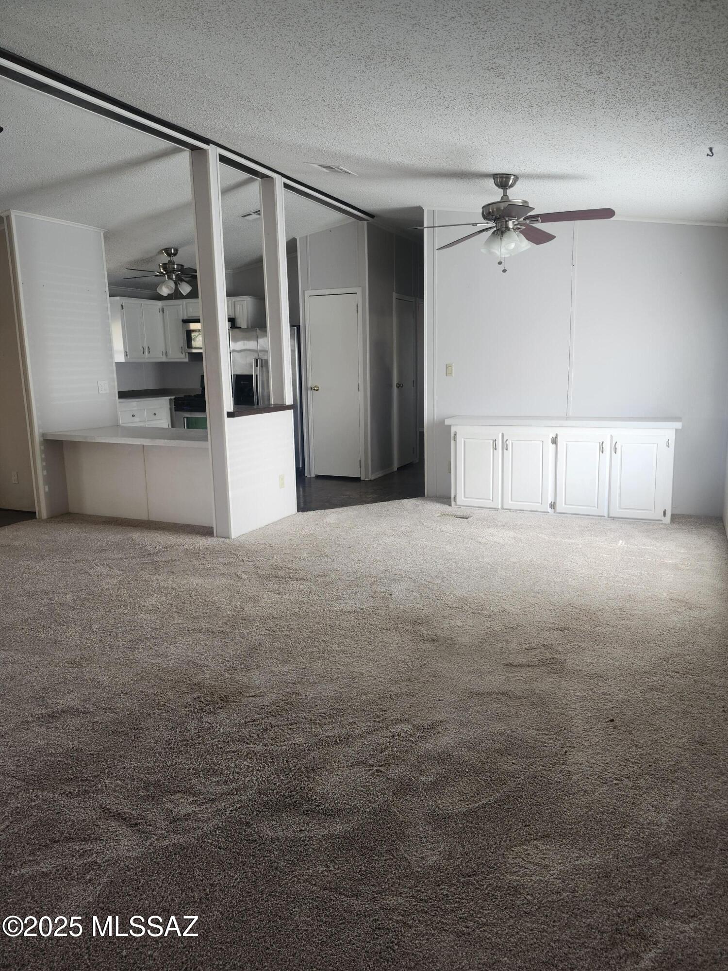 Desert View Est Amd - Residential Lease