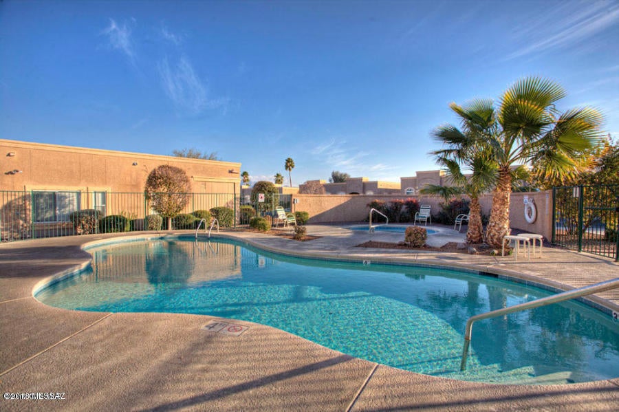 San Ignacio Villas (1-44) - Residential
