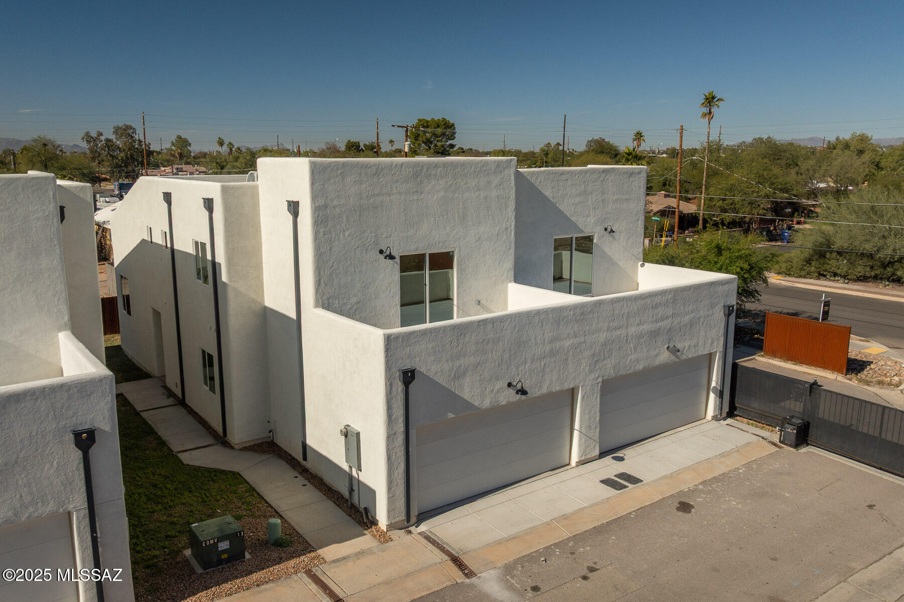 Brand new never lived in! Gated community. Beautifully designed living space with living area on both main and upstairs levels. Three full bathrooms with three bedrooms for privacy. Wonderfully thought out design for comfortable living.

Seller will accept or counter offers between $299K-315K

Seller entity members are licensed real estate professionals in the state of Arizona