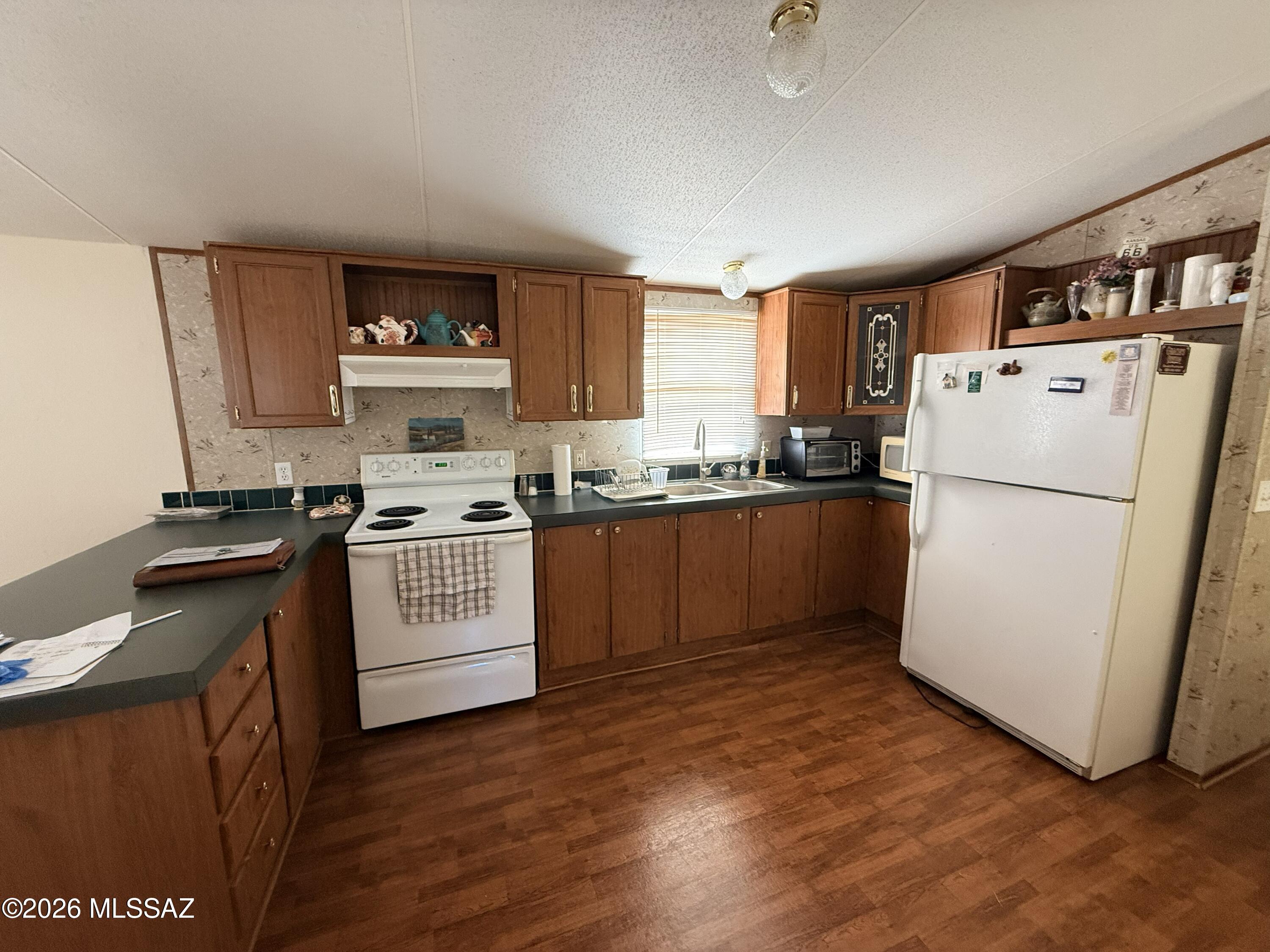 Mescal Lakes - Residential