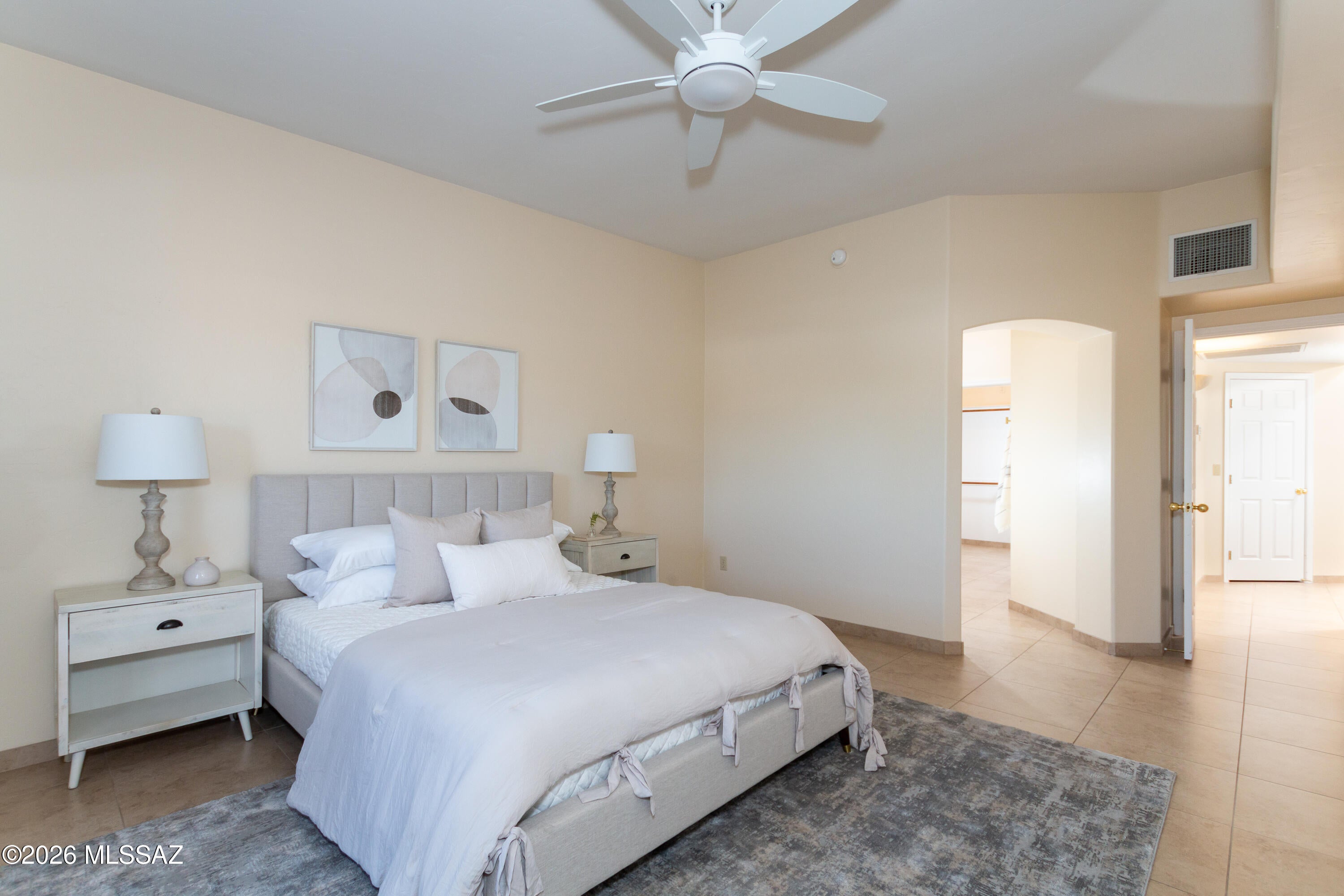 Valle Del Oro Townhomes (1-90) - Residential