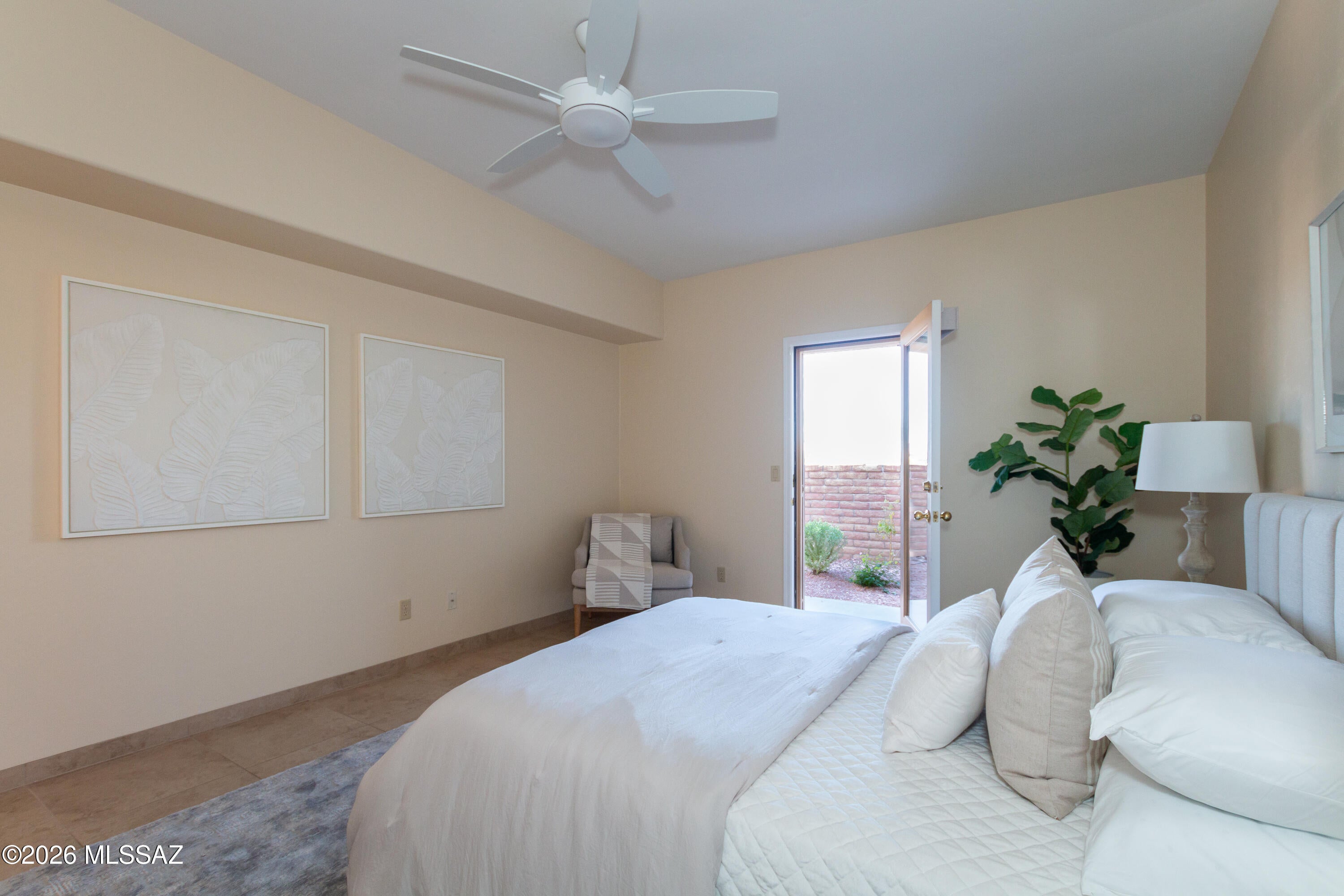 Valle Del Oro Townhomes (1-90) - Residential