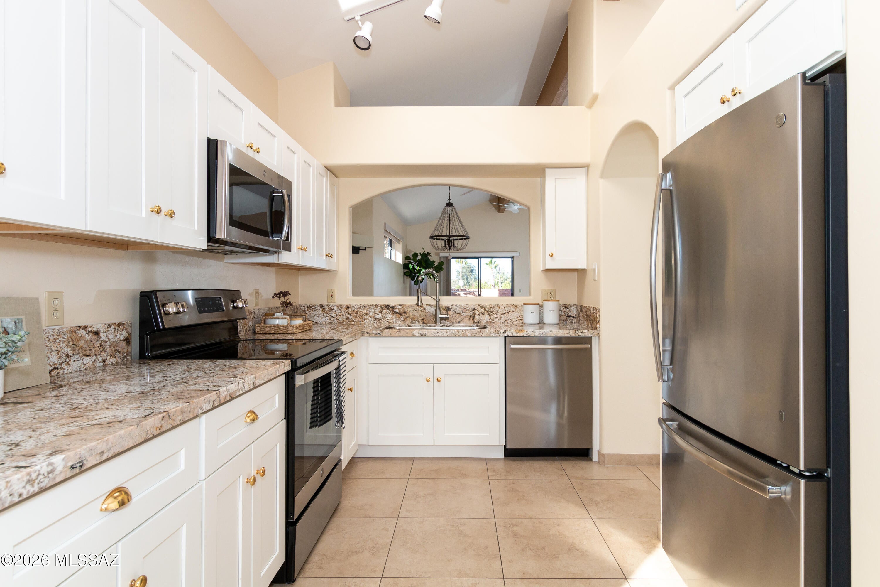 Valle Del Oro Townhomes (1-90) - Residential