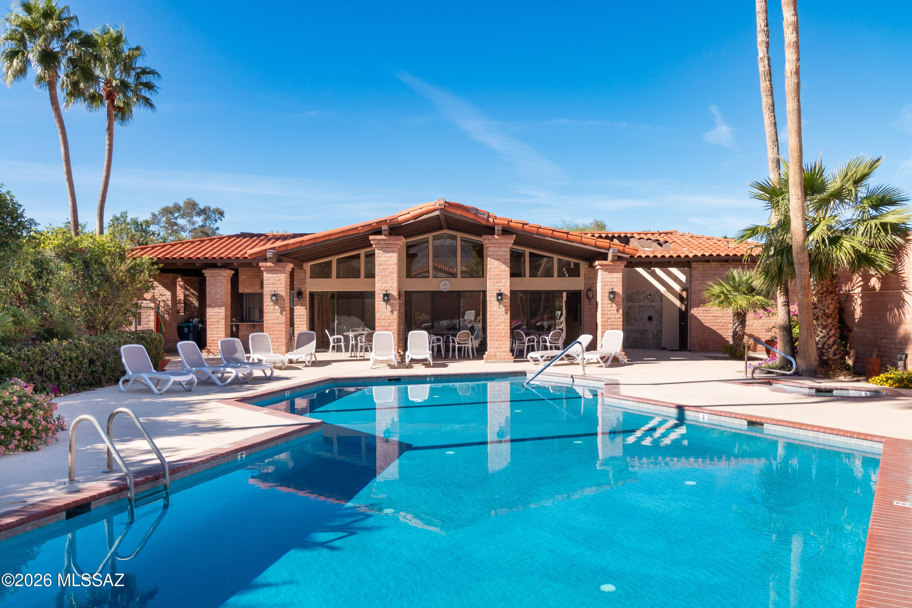 Valle Del Oro Townhomes (1-90) - Residential