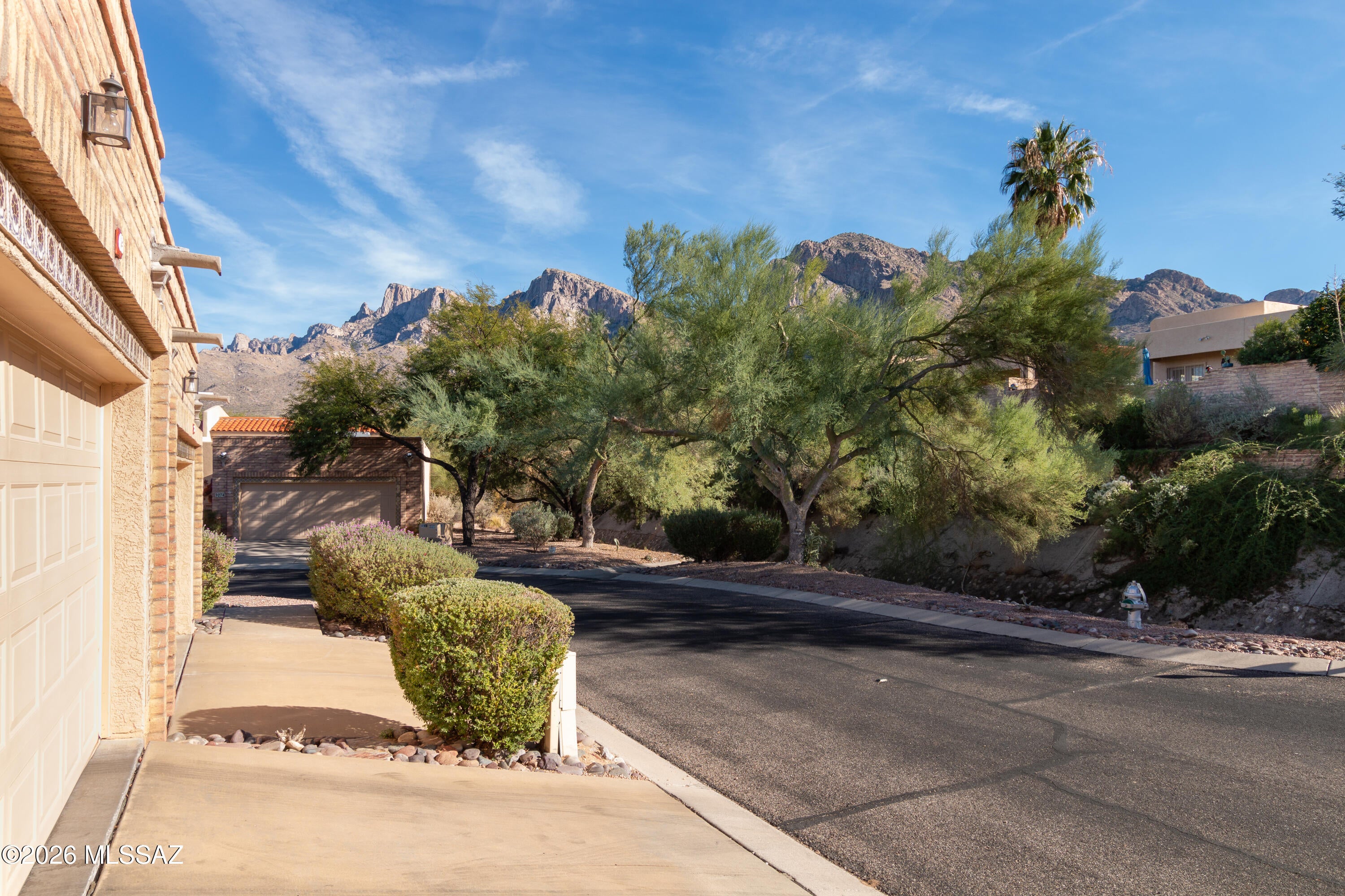 Valle Del Oro Townhomes (1-90) - Residential