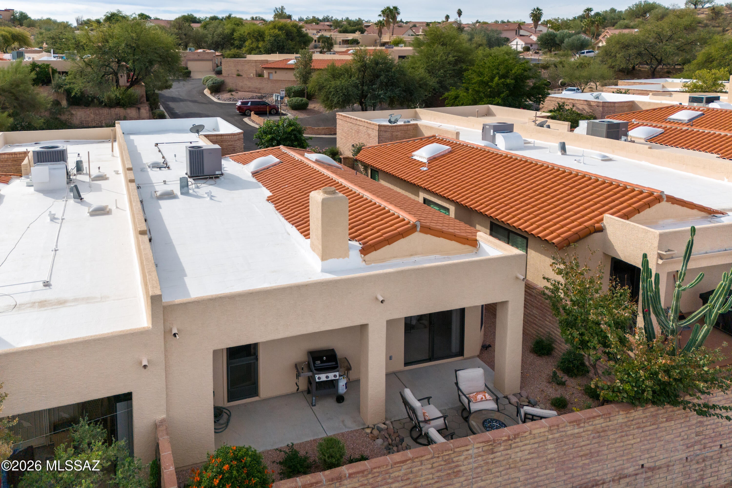 Valle Del Oro Townhomes (1-90) - Residential
