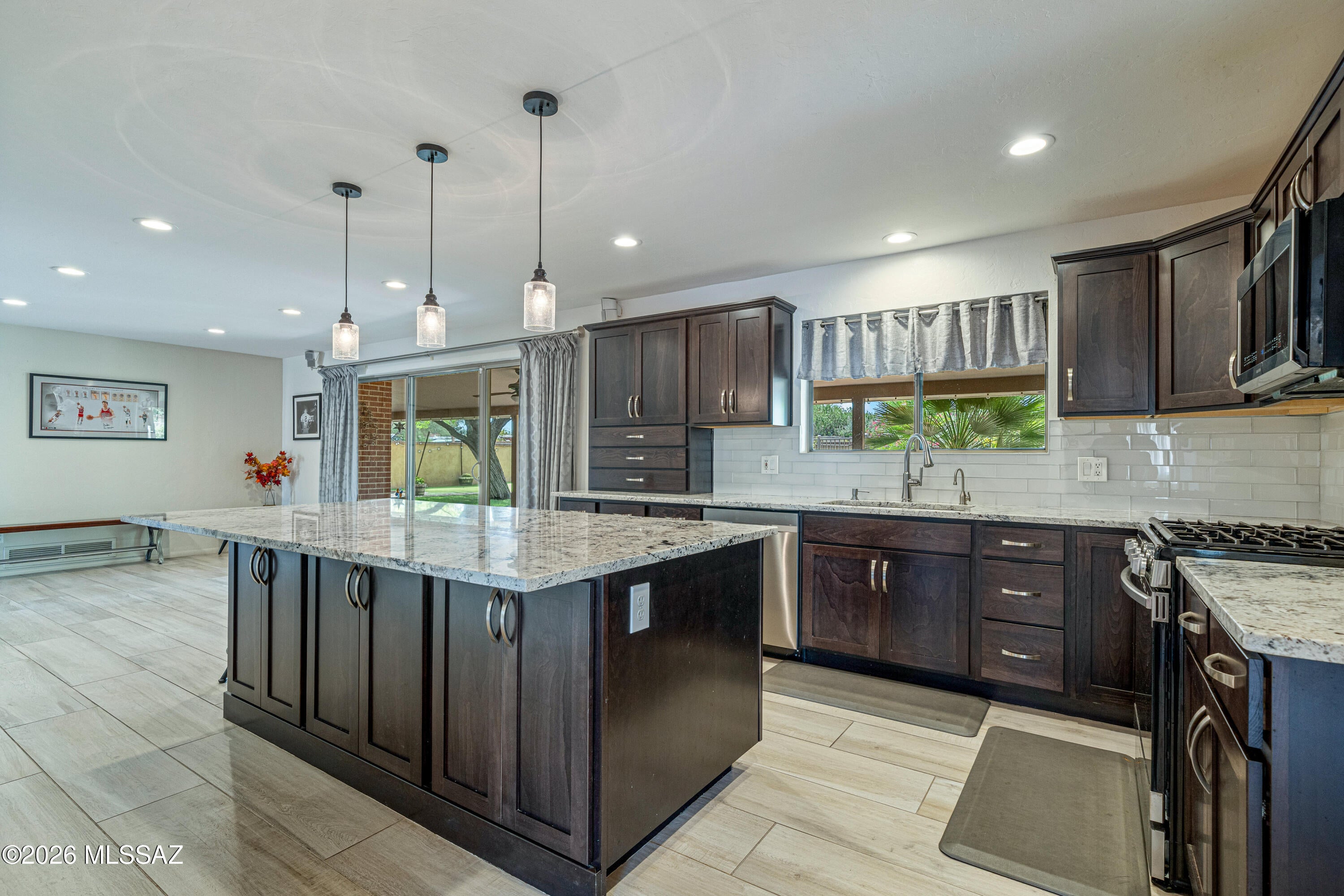El Conquistador Estates - Residential