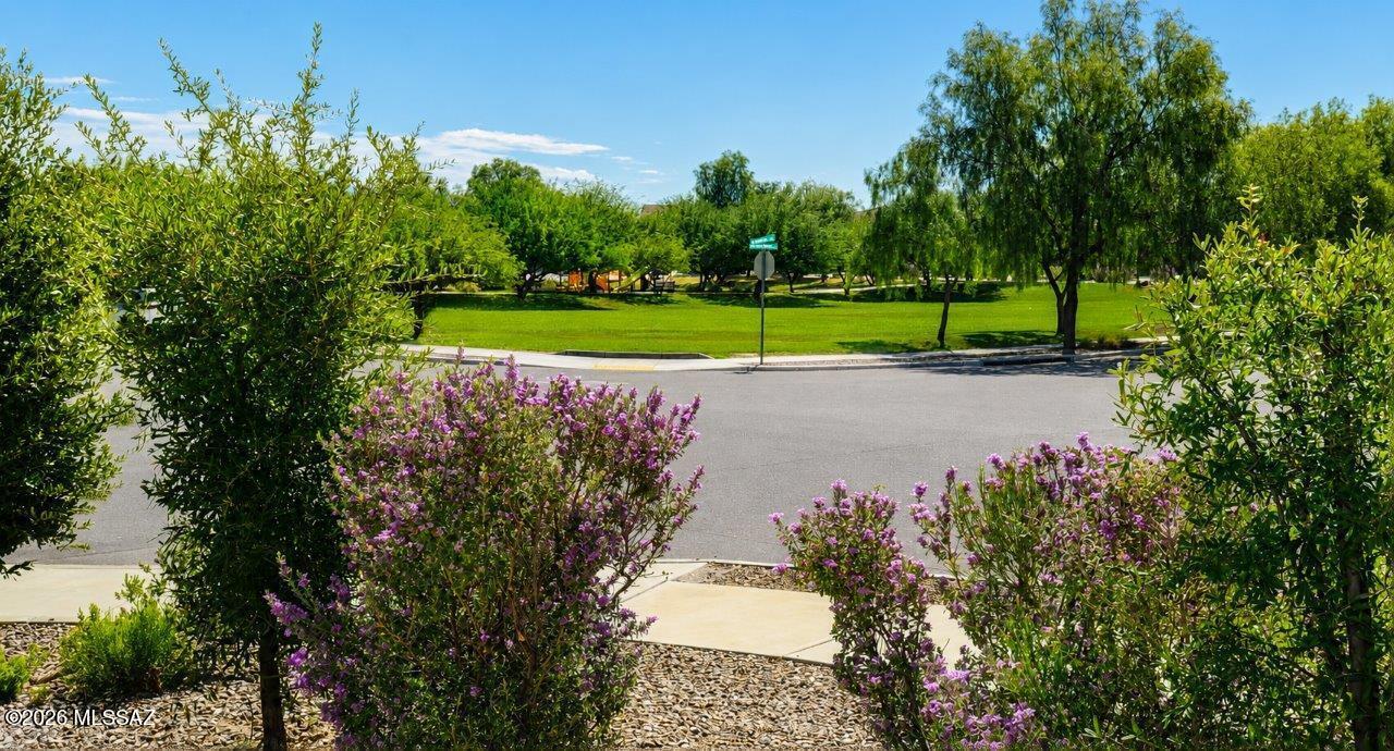 La Estancia De Tucson (1-330) - Residential Lease