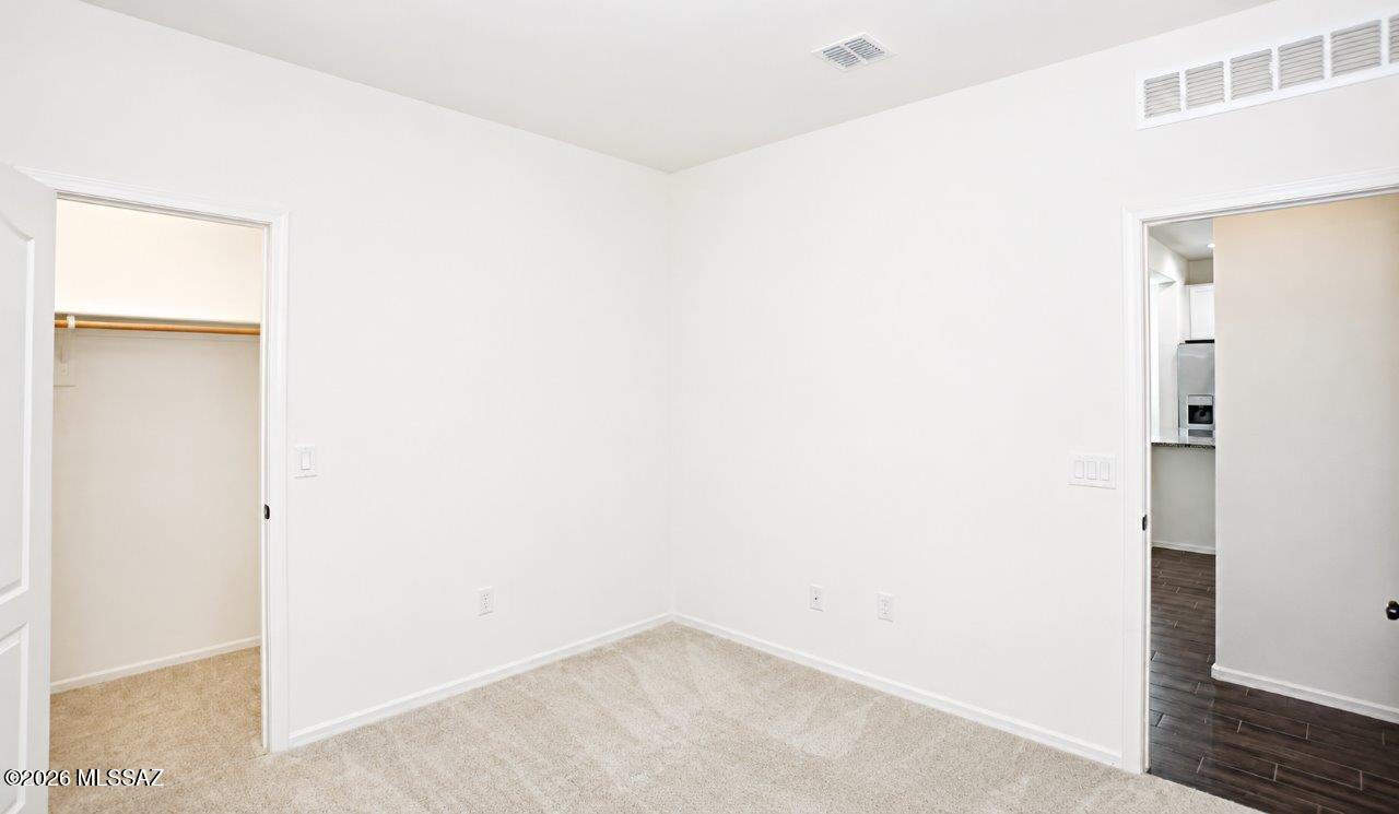 La Estancia De Tucson (1-330) - Residential Lease