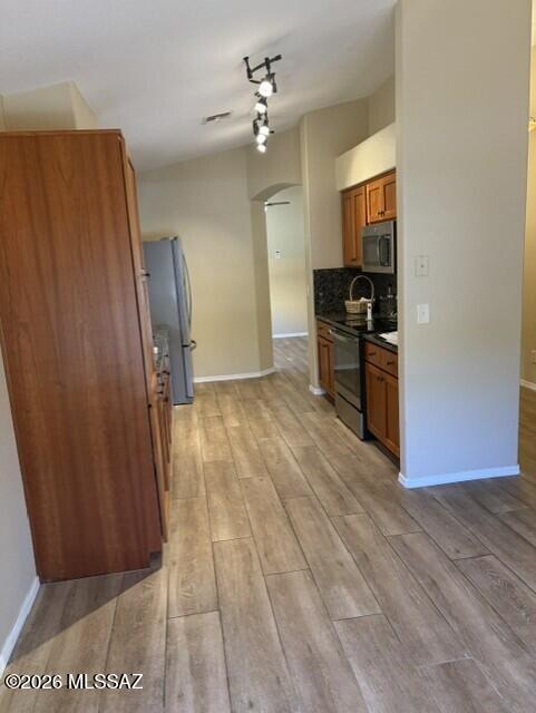 Catalina Shadows Estates (69-540) - Residential