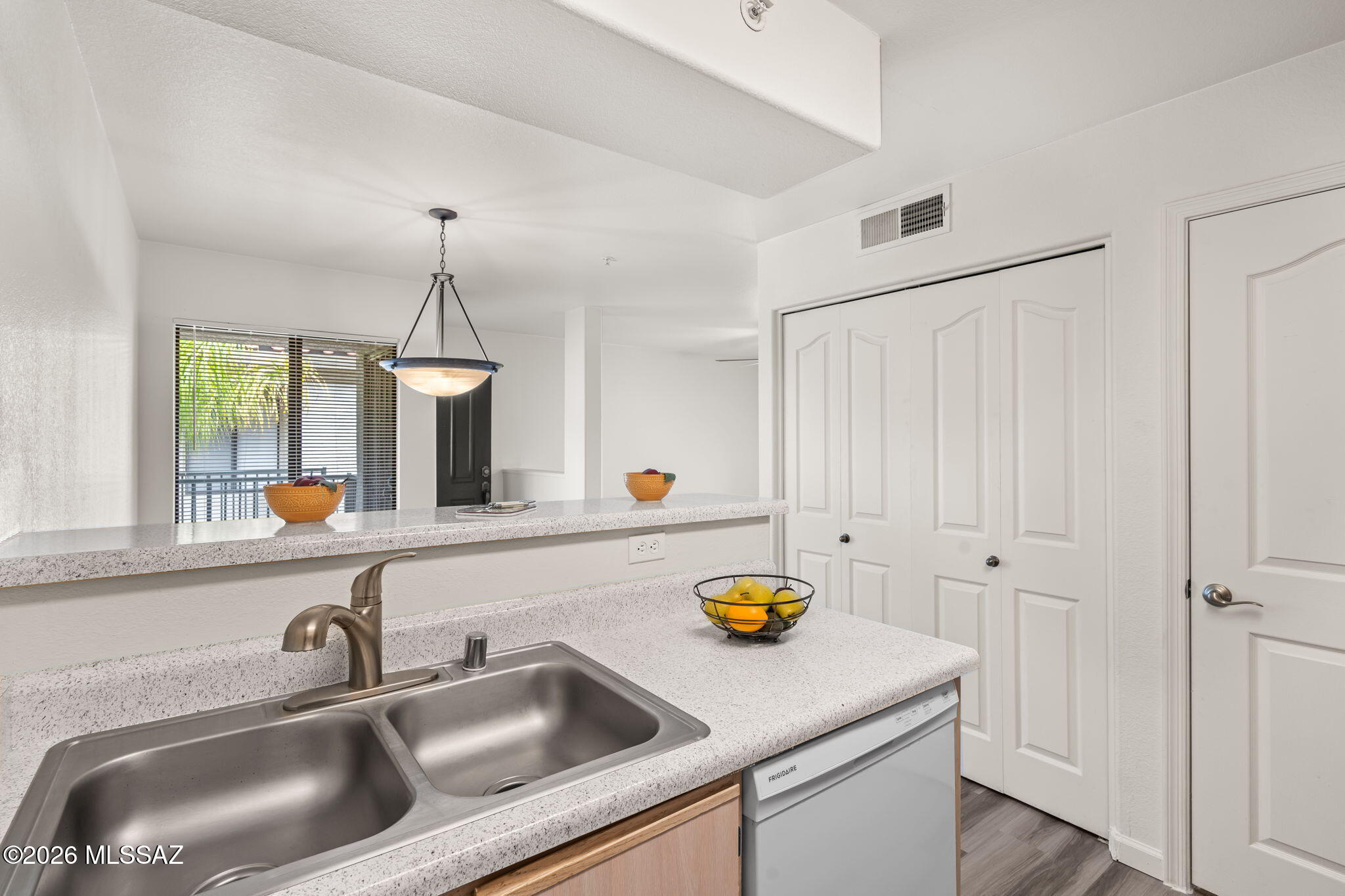 Veranda at Ventana Condominiums - Residential Lease