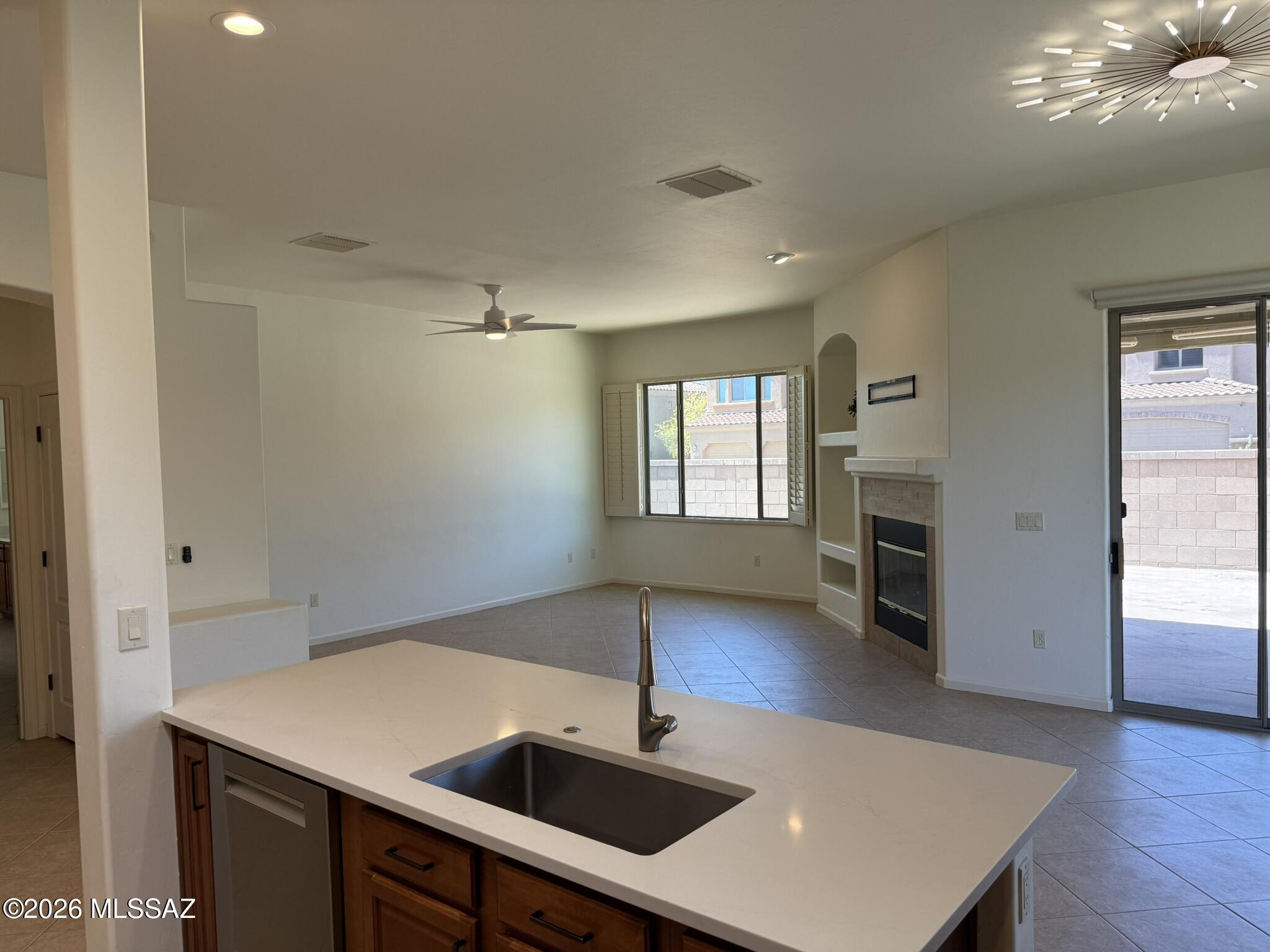Village Five At the Villages Of La Paloma (1-71) - Residential Lease