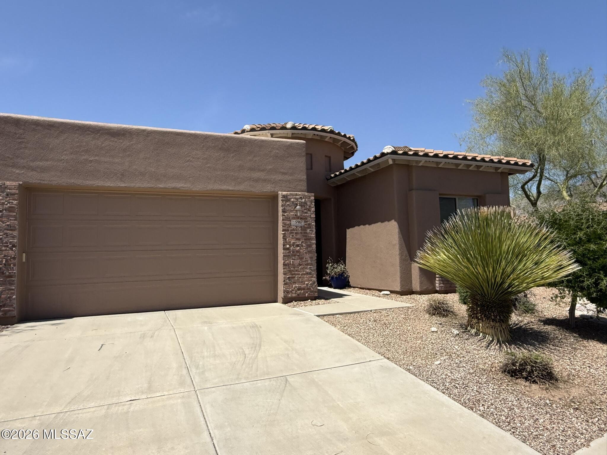 Village Five At the Villages Of La Paloma (1-71) - Residential Lease