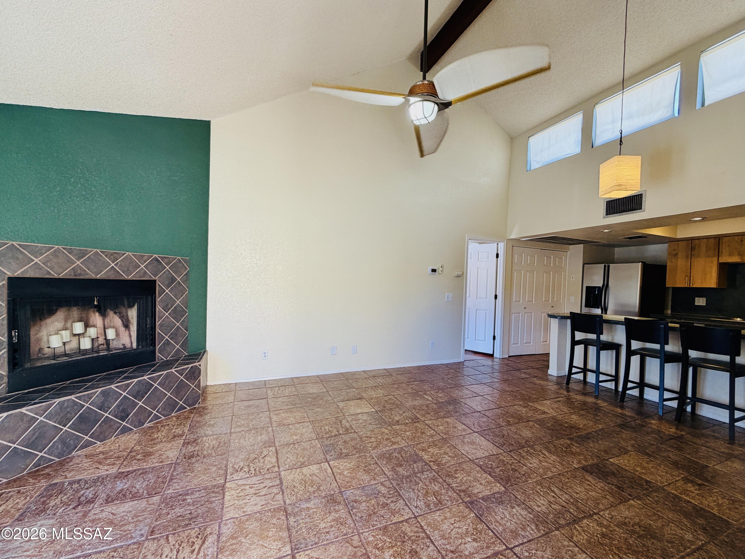 Twelve Hundred River Rd Condos - Residential Lease