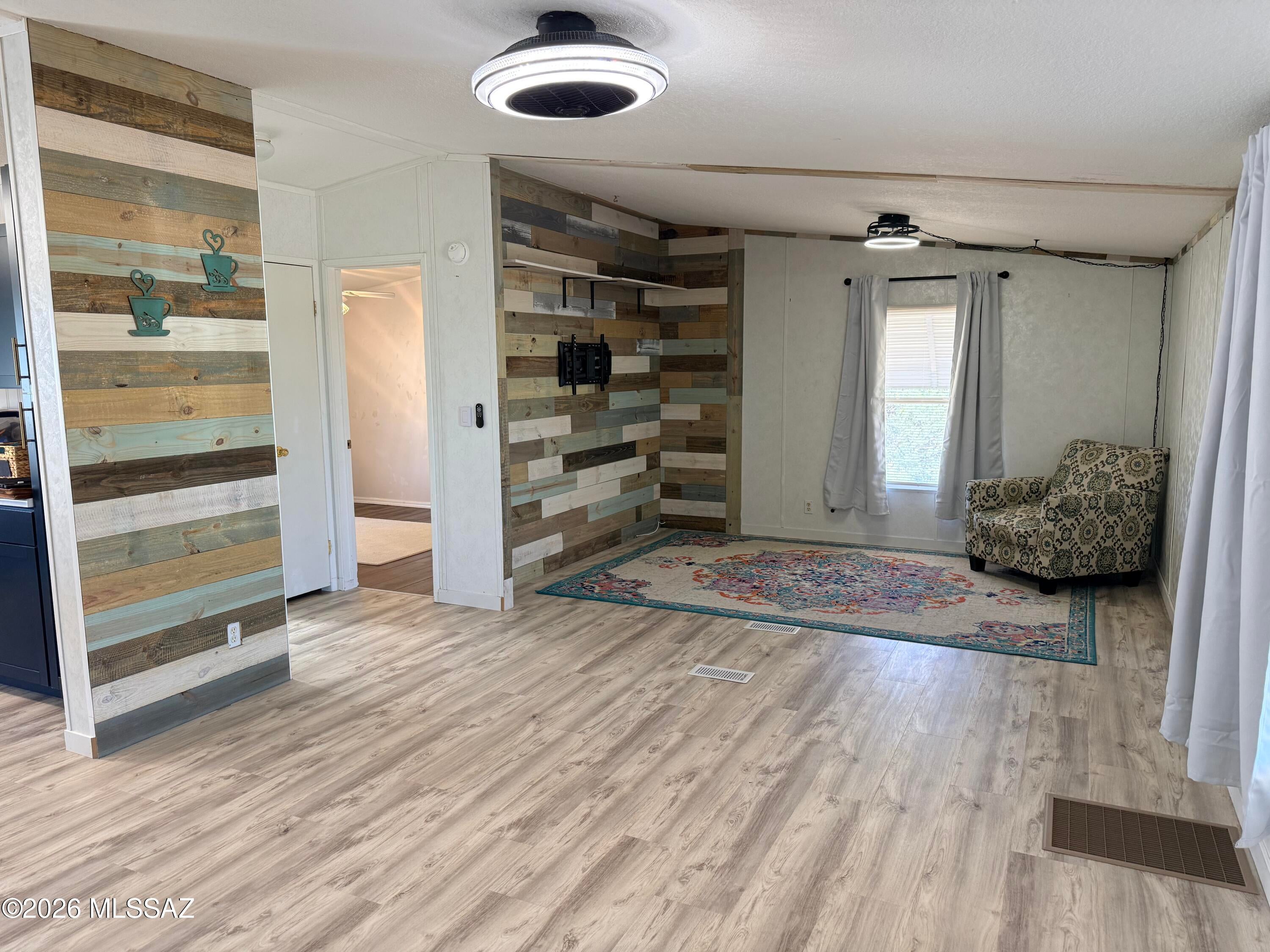 Mescal Lakes - Residential