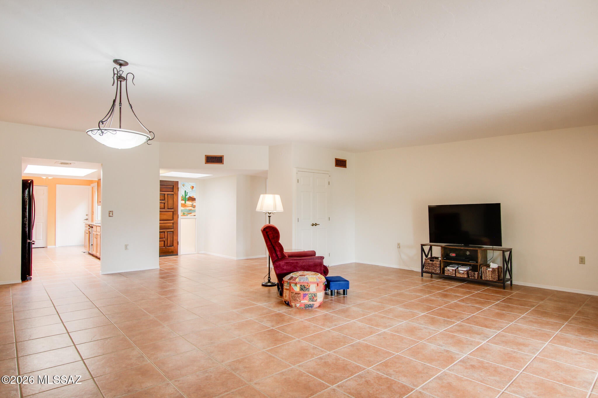 La Cholla Hills(1-313) - Residential