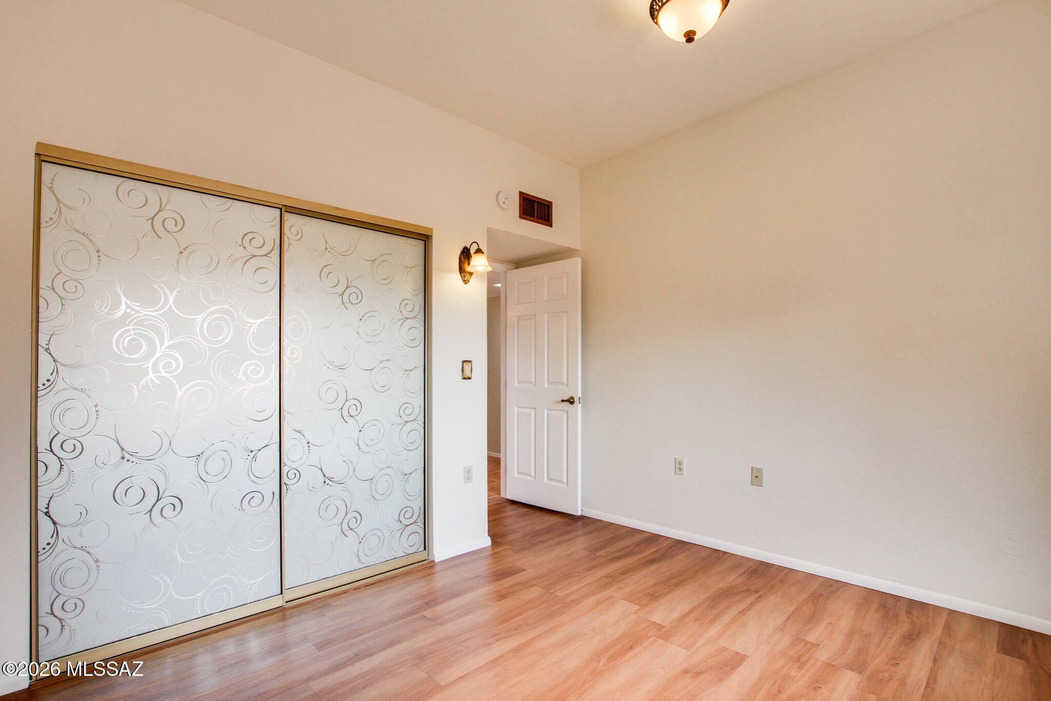La Cholla Hills(1-313) - Residential