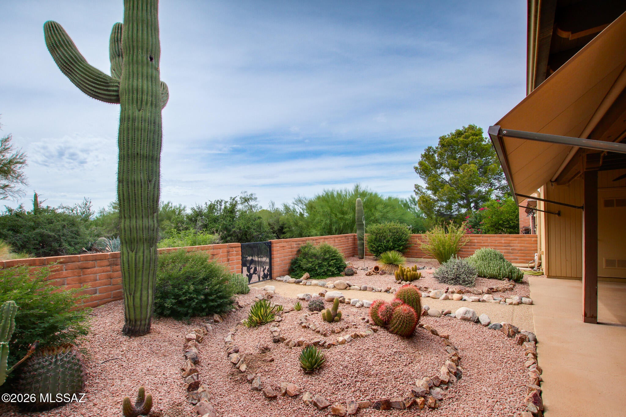 La Cholla Hills(1-313) - Residential