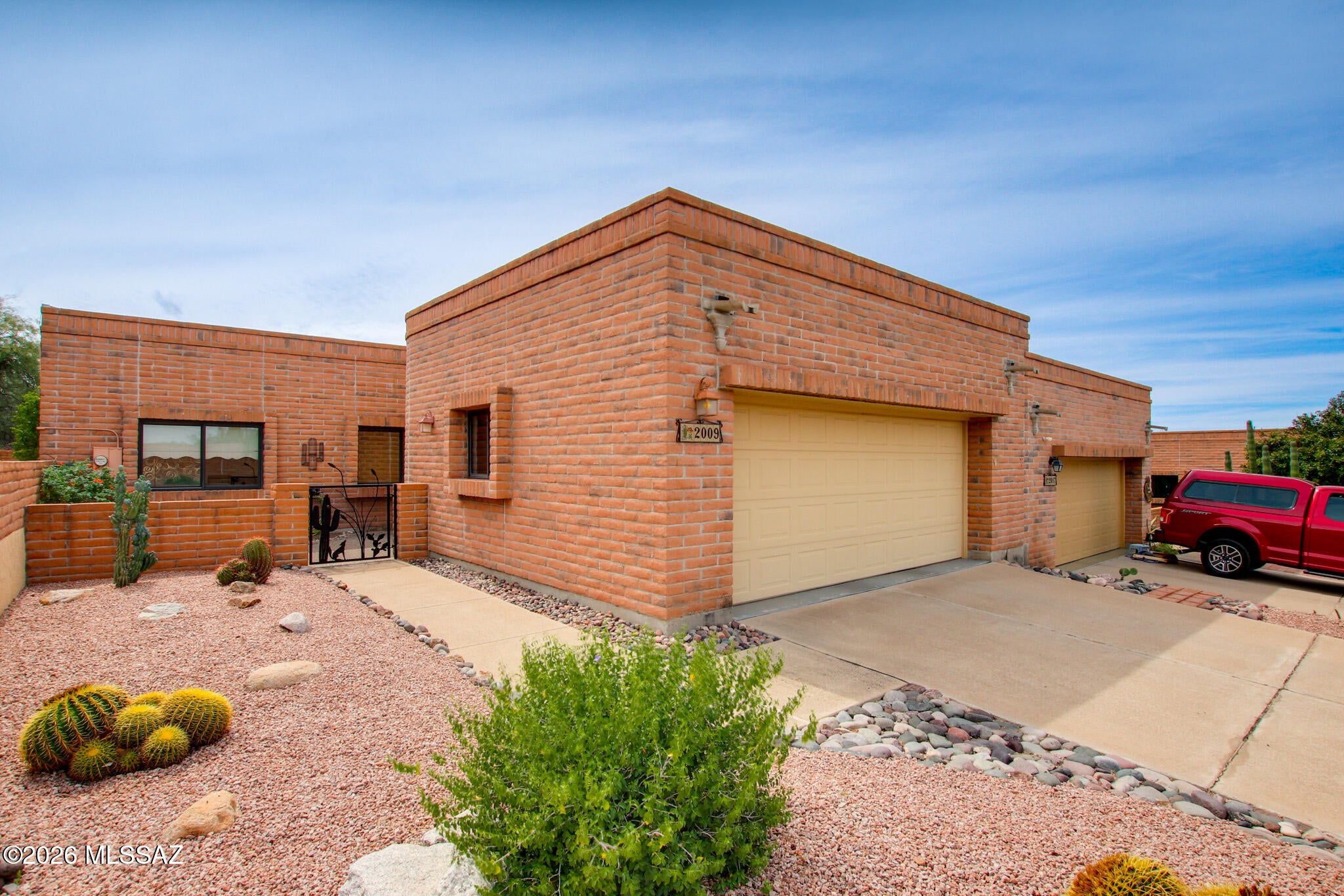 La Cholla Hills(1-313) - Residential