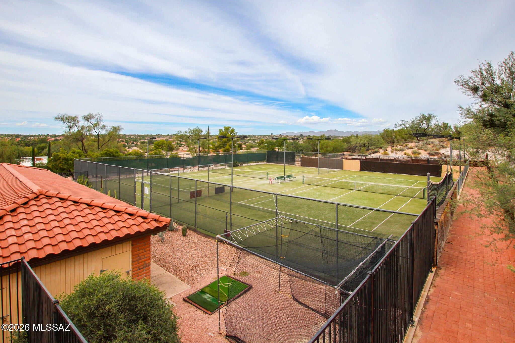 La Cholla Hills(1-313) - Residential