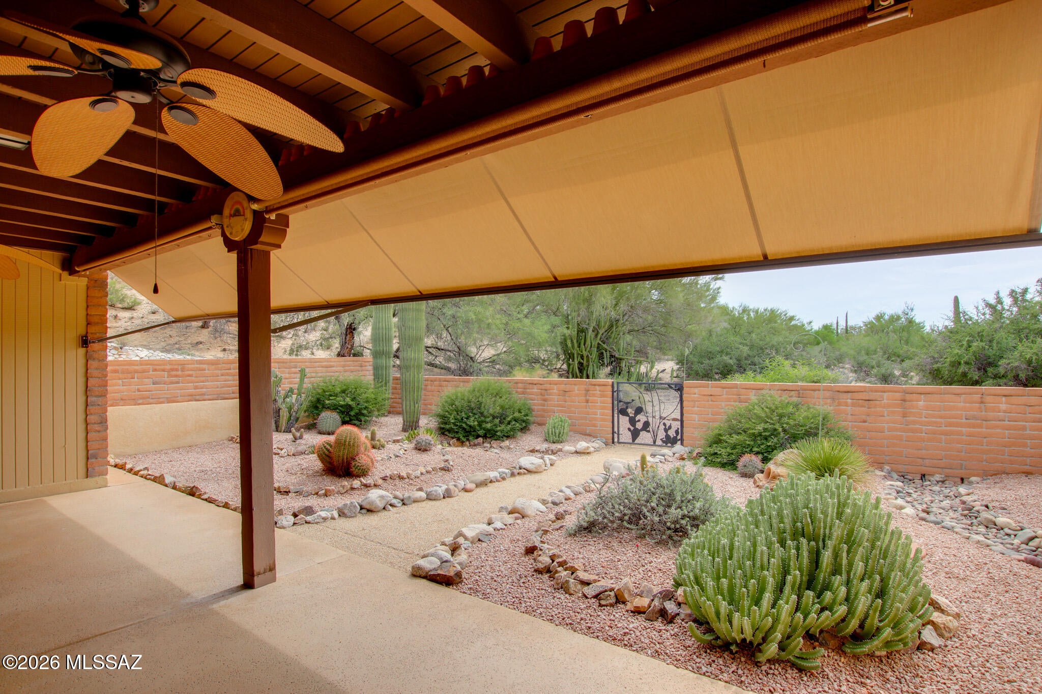 La Cholla Hills(1-313) - Residential