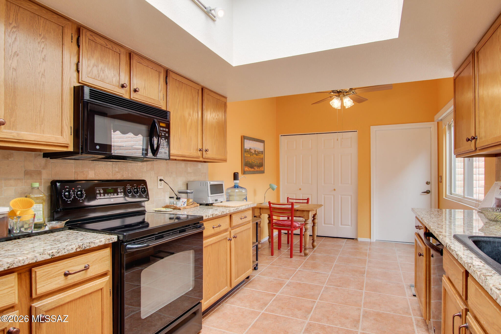 La Cholla Hills(1-313) - Residential