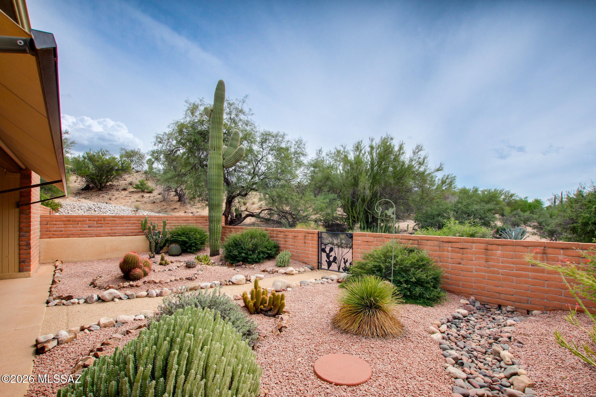 La Cholla Hills(1-313) - Residential
