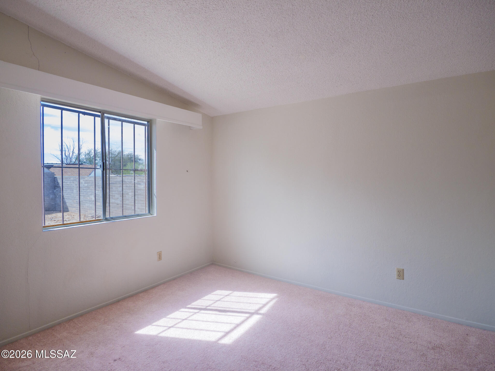 Mountain Shadows (66-167) - Residential Lease