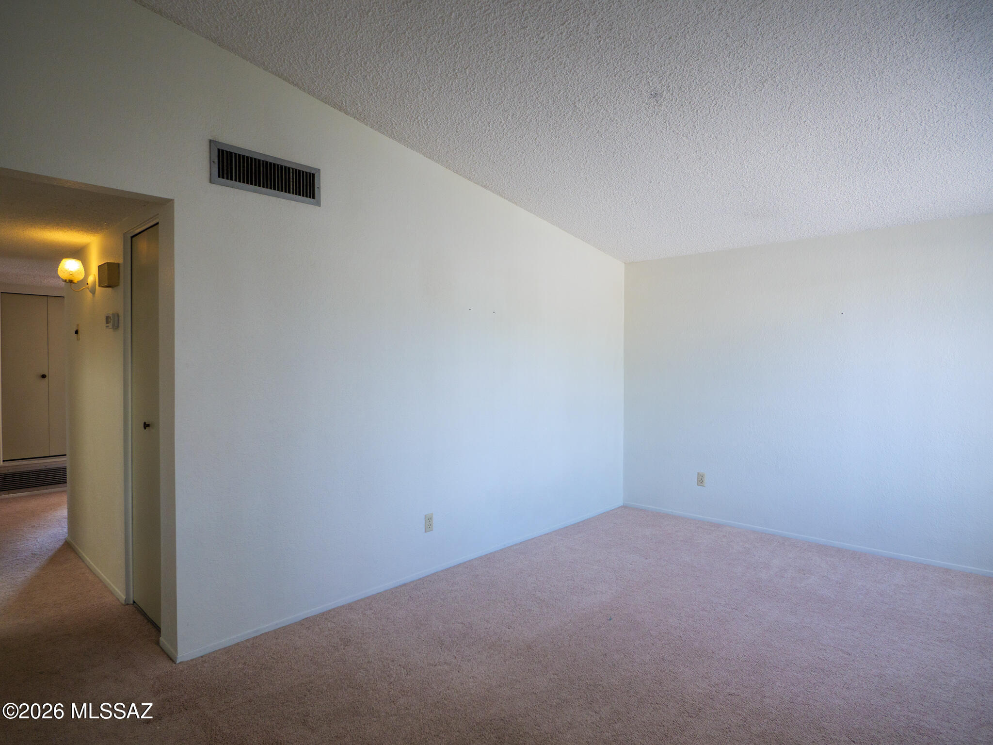 Mountain Shadows (66-167) - Residential Lease