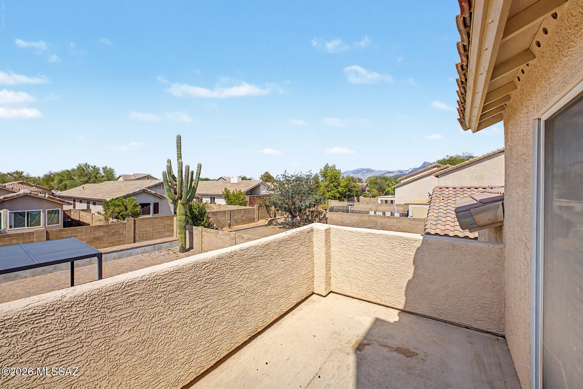 Bluffs (The) 2 - Residential Lease