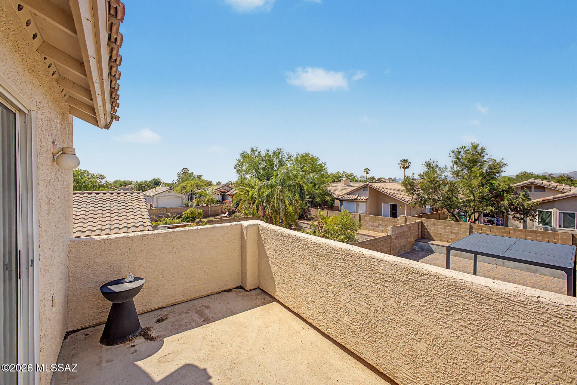 Bluffs (The) 2 - Residential Lease