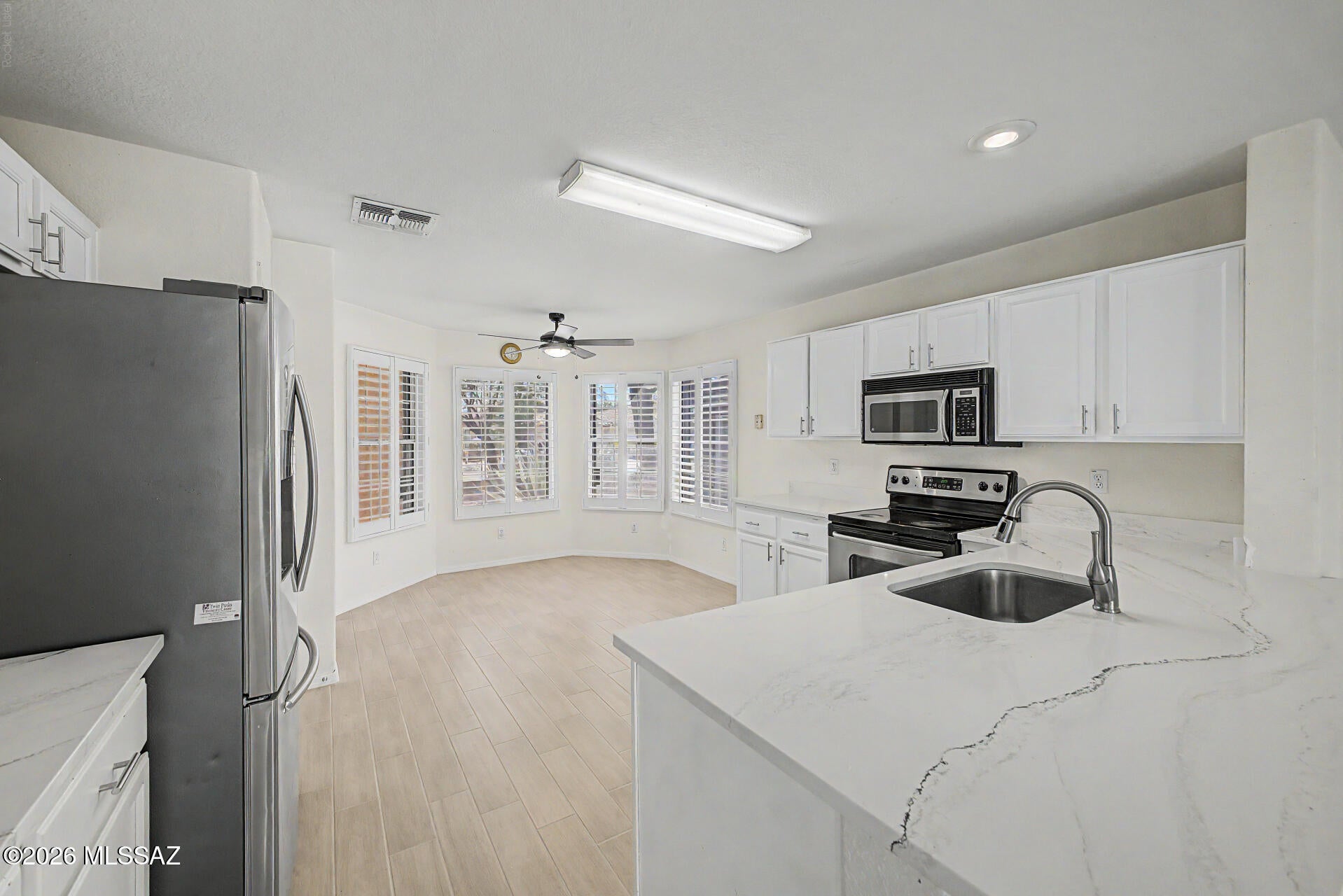 Bluffs (The) 2 - Residential Lease
