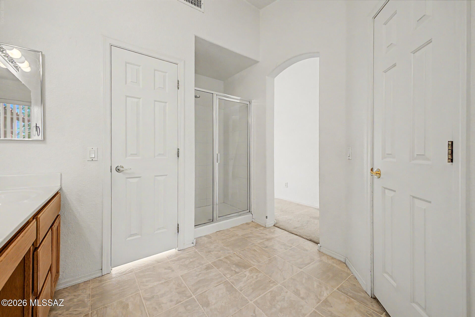 Bluffs (The) 2 - Residential Lease