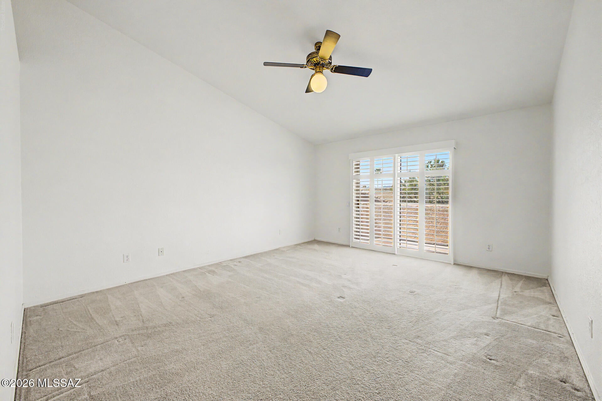 Bluffs (The) 2 - Residential Lease