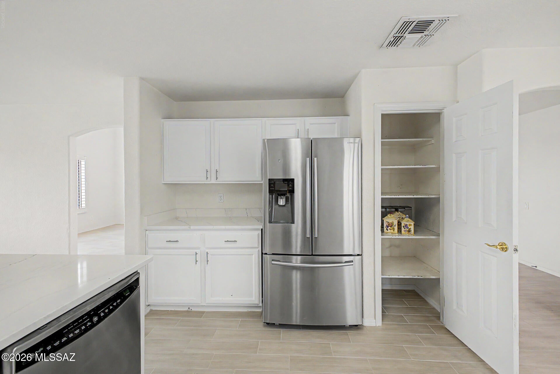 Bluffs (The) 2 - Residential Lease