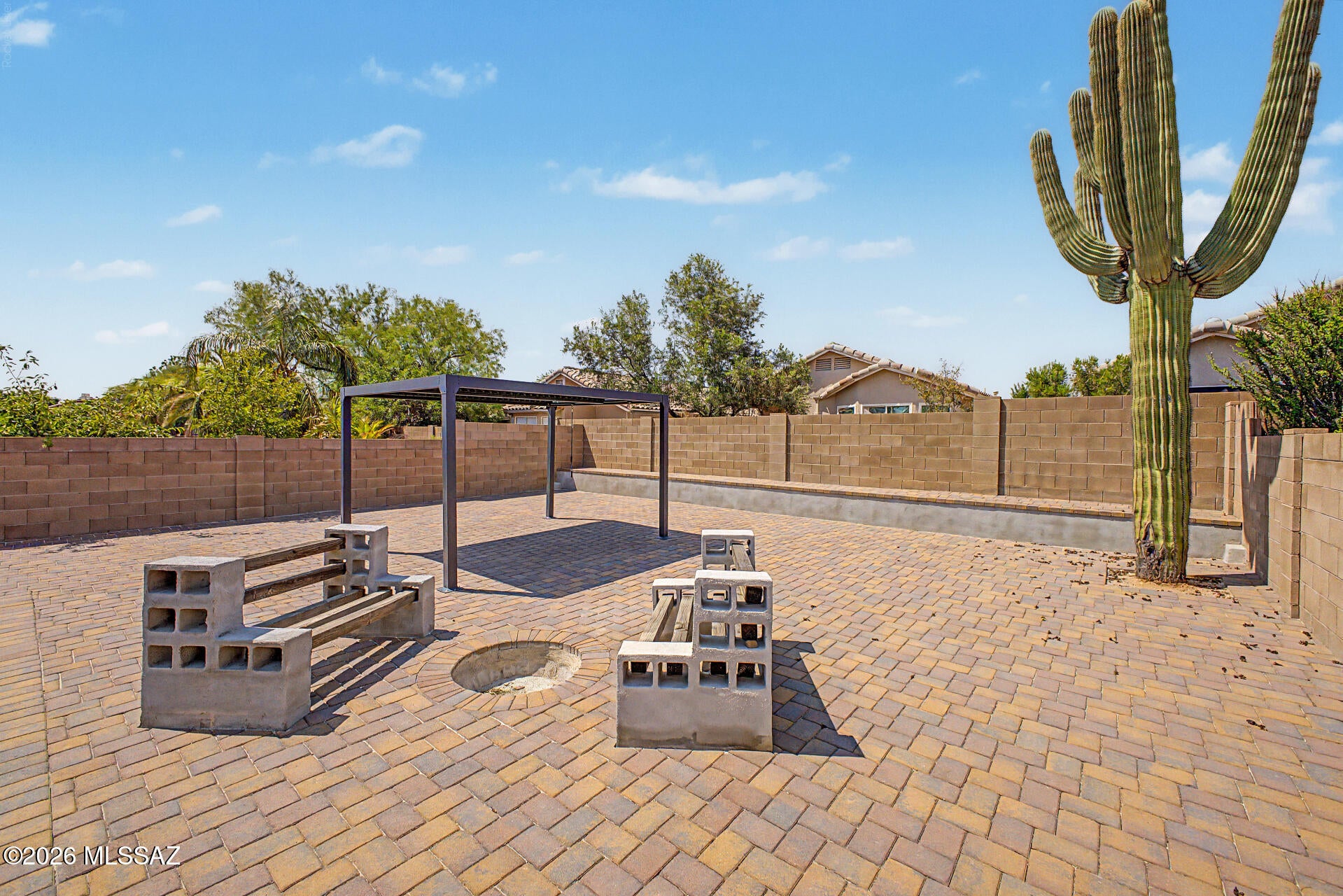 Bluffs (The) 2 - Residential Lease
