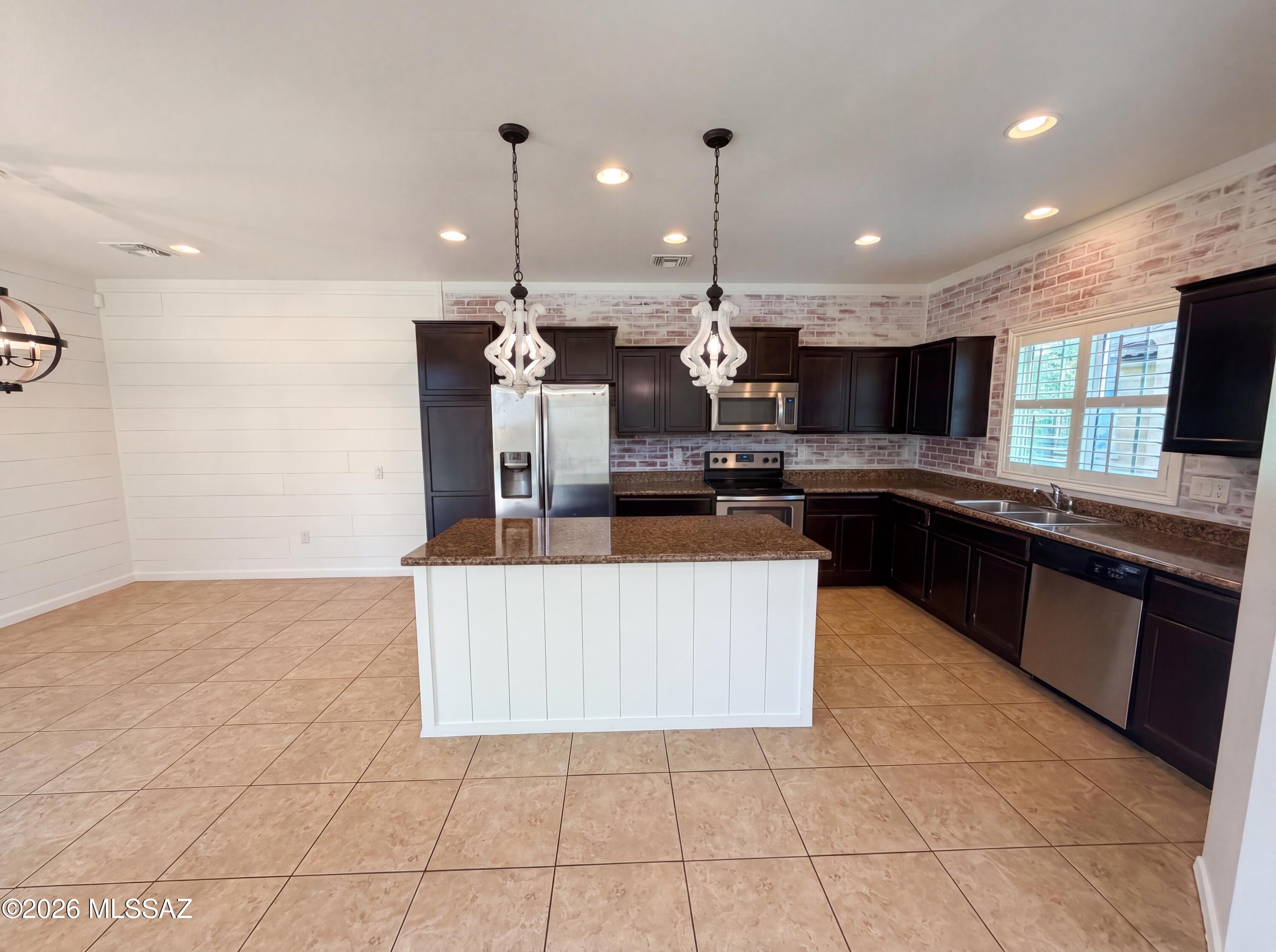 Sierra Morado Unit 4 - Residential